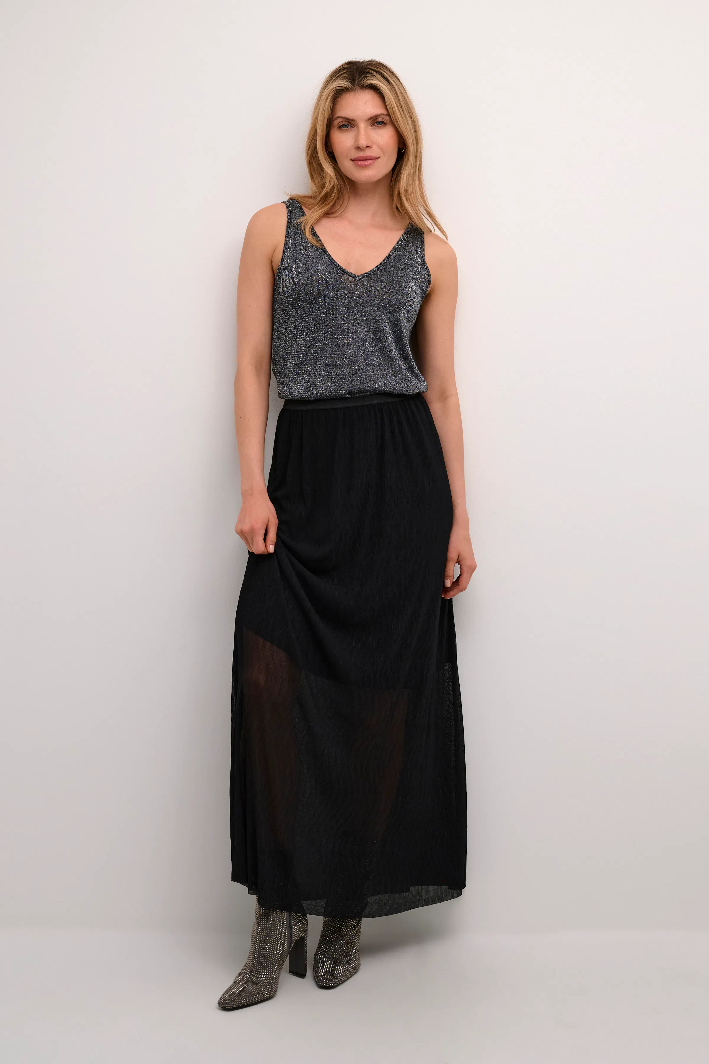 CRMera Kjol LOOKBOOK FRONT 10613077-100120