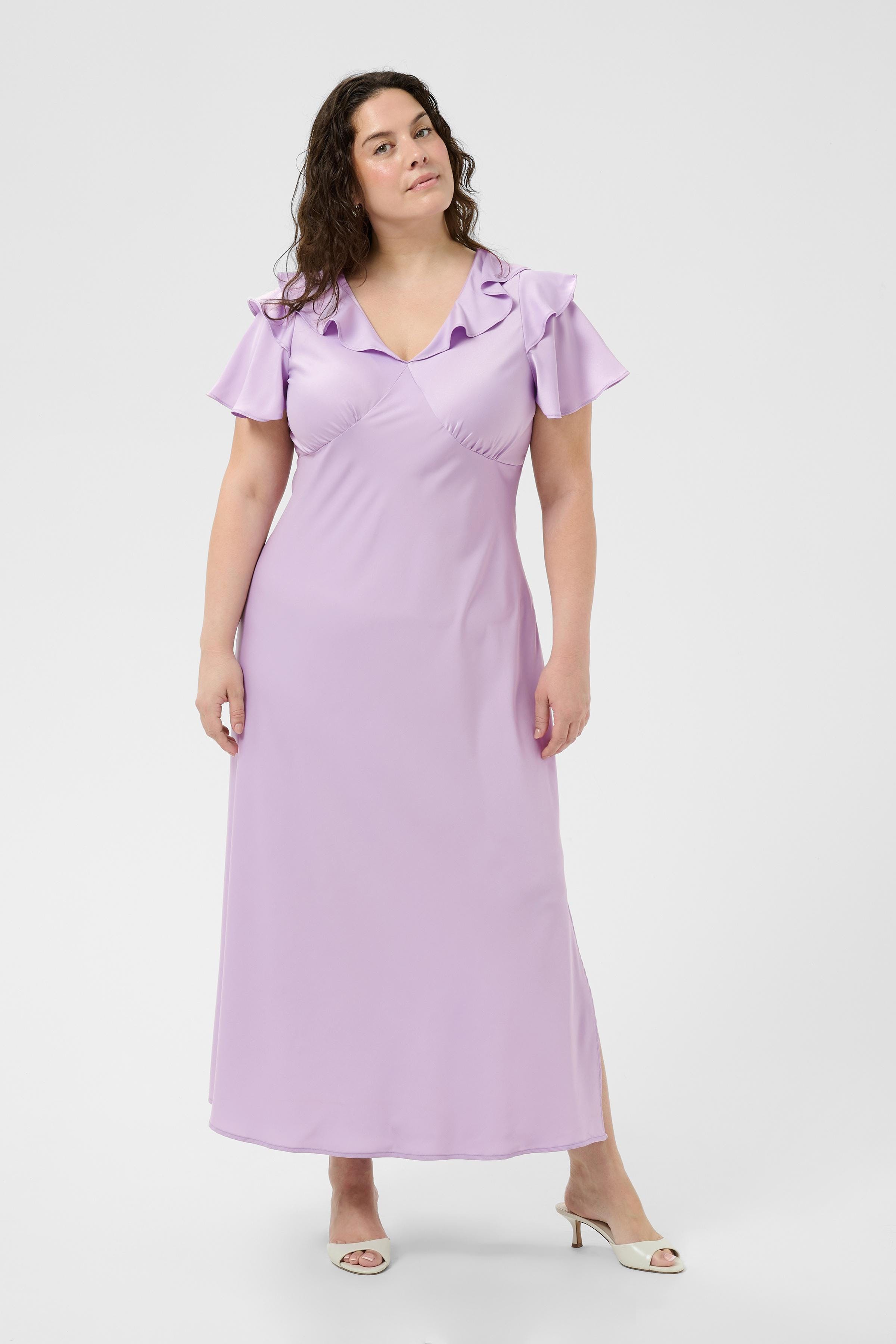 KCjamie Kleid LOOKBOOK FRONT 10584344-143612