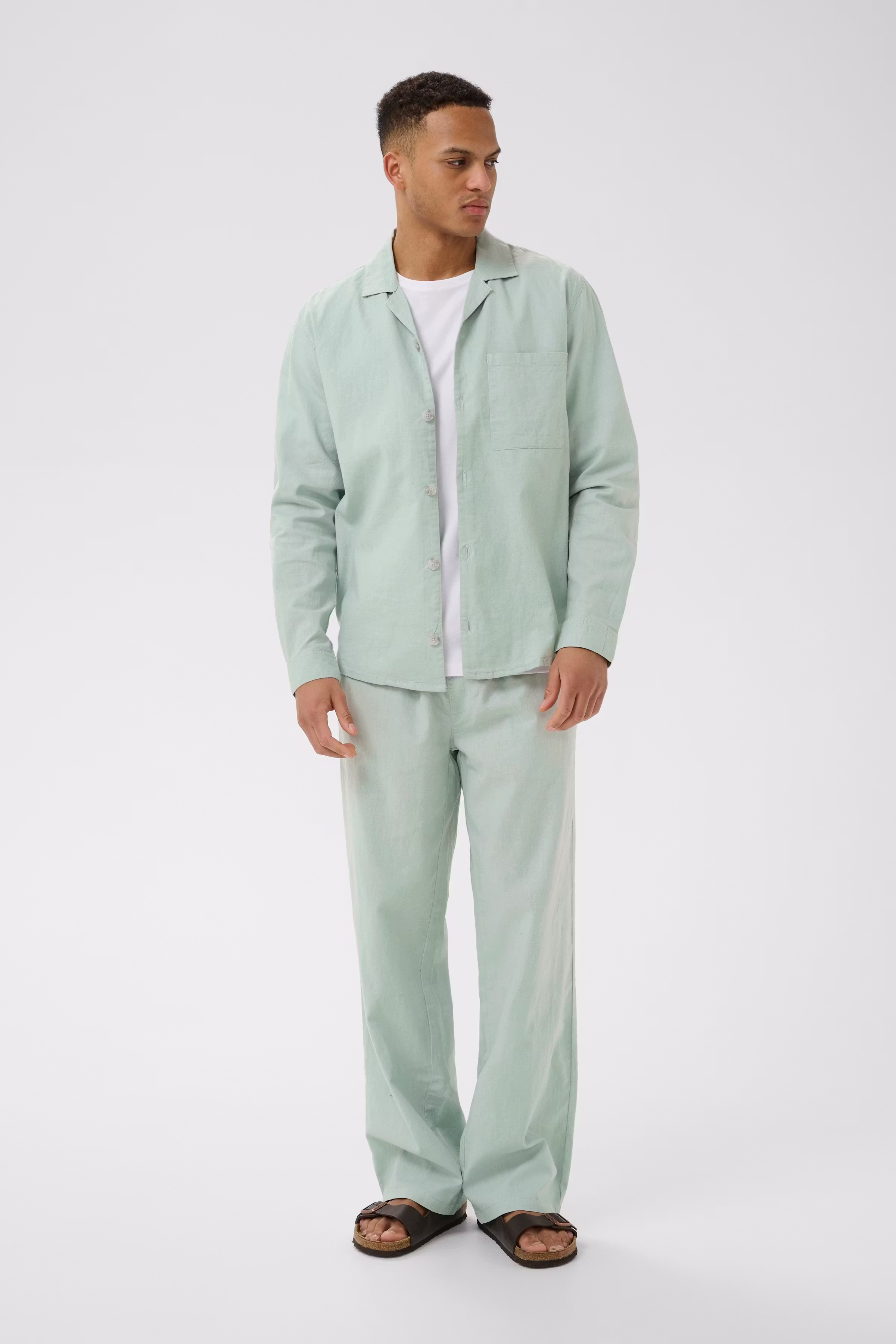 MAbarto hørskjorte LOOKBOOK FRONT 30207435-155205