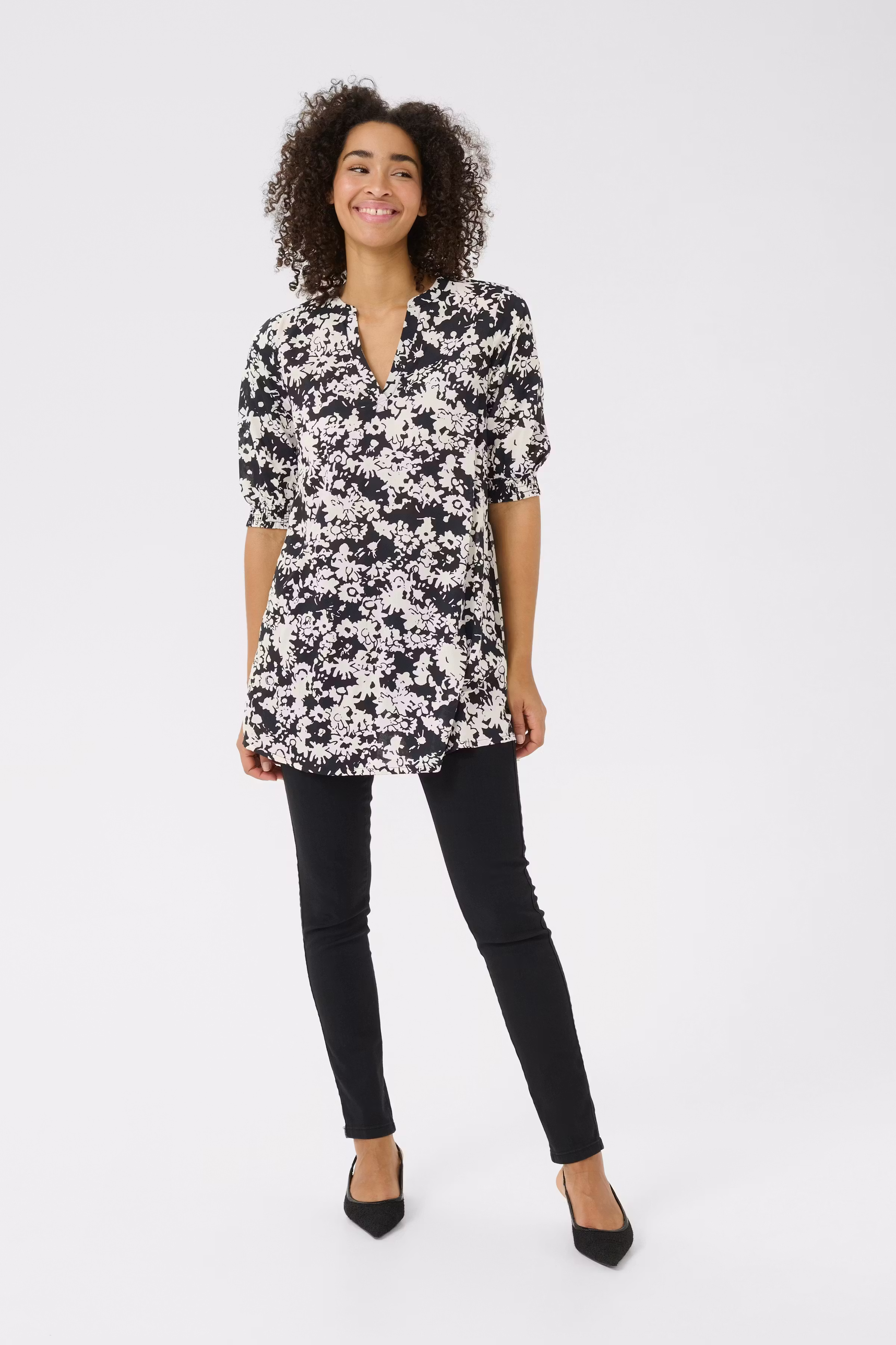 BPliah Tunika LOOKBOOK FRONT 10590840-107507B