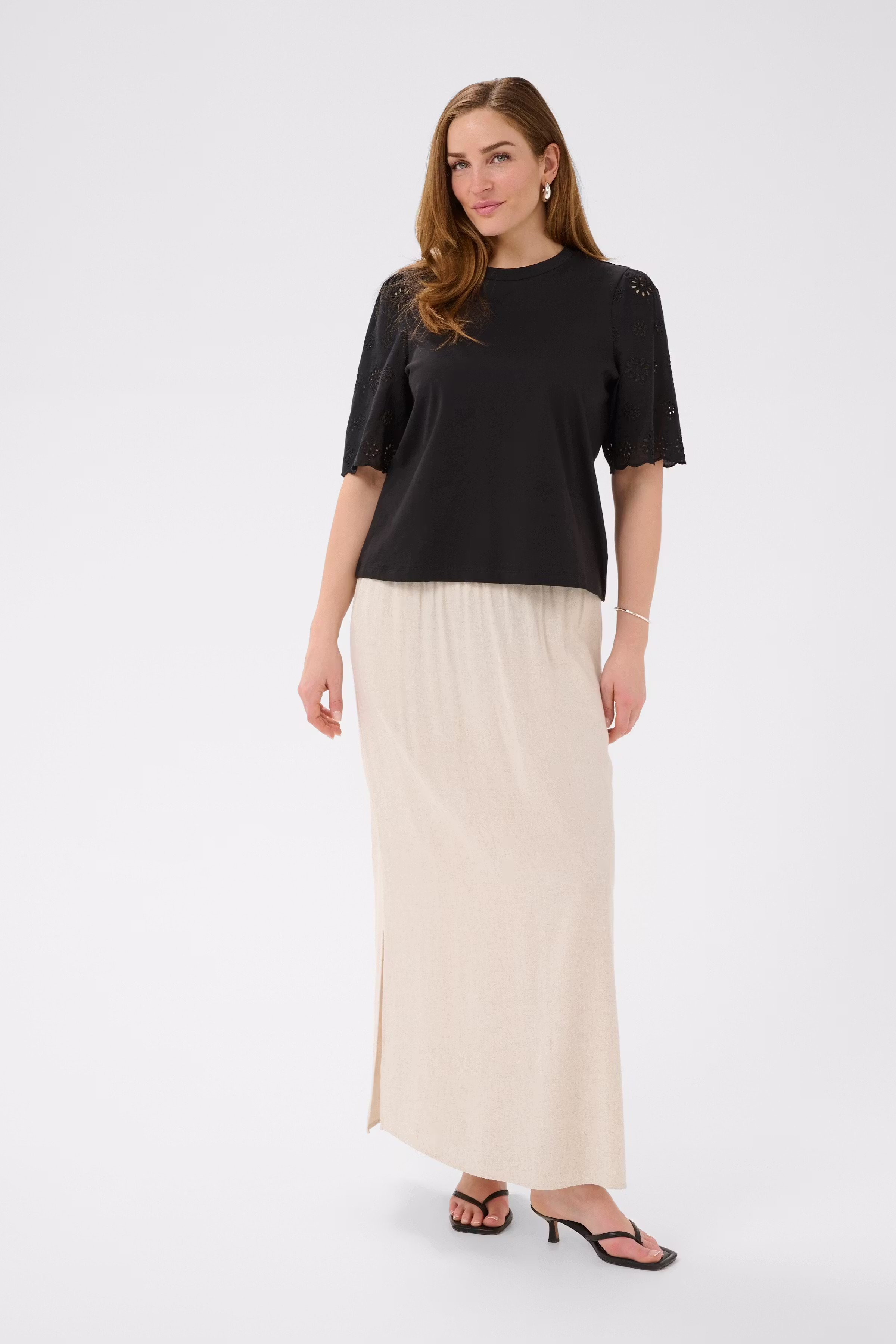 BPstella T-shirt LOOKBOOK FRONT 40200150-100121