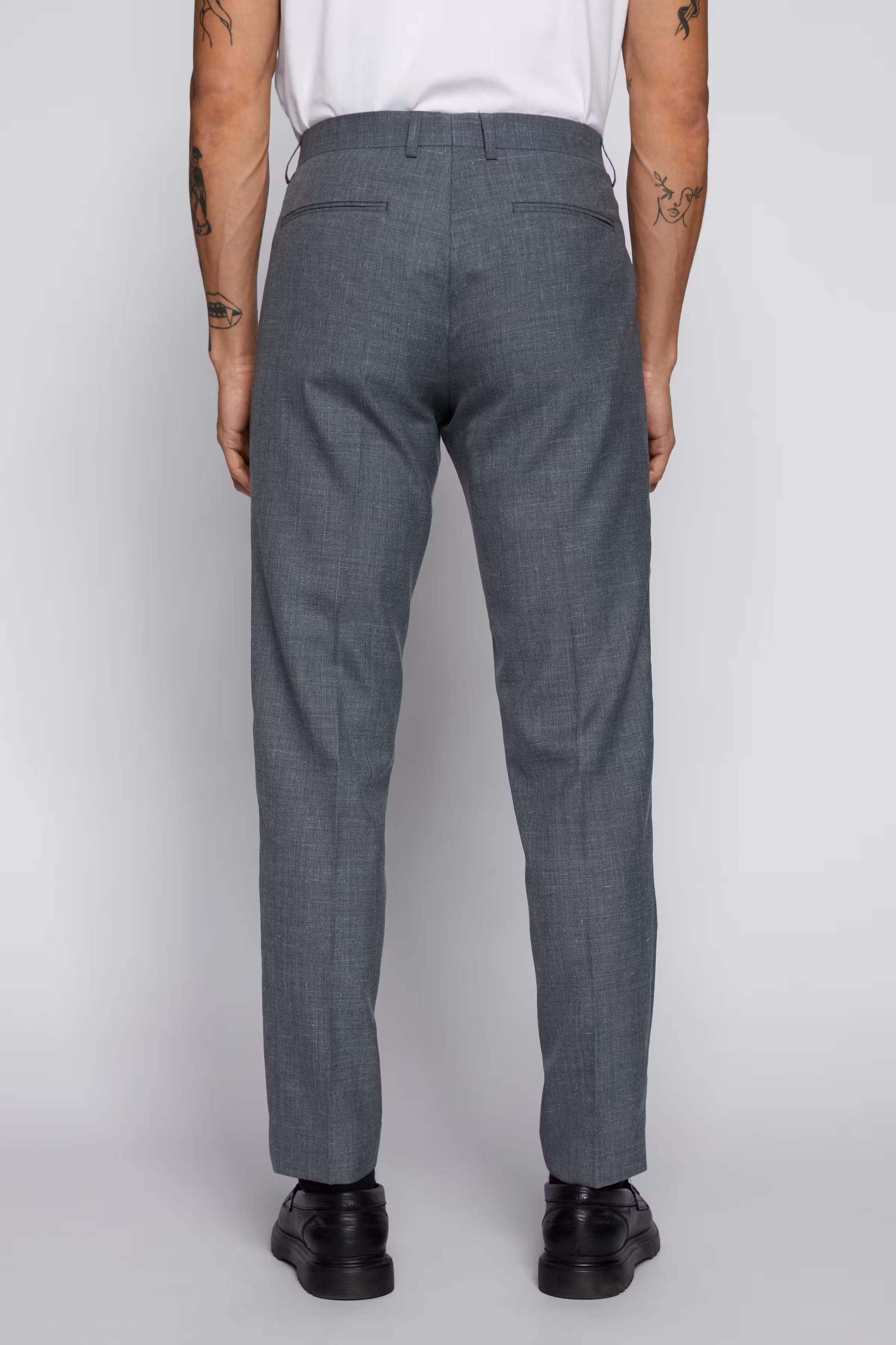 MAlas Hose LOOKBOOK BACK 30206659-163915