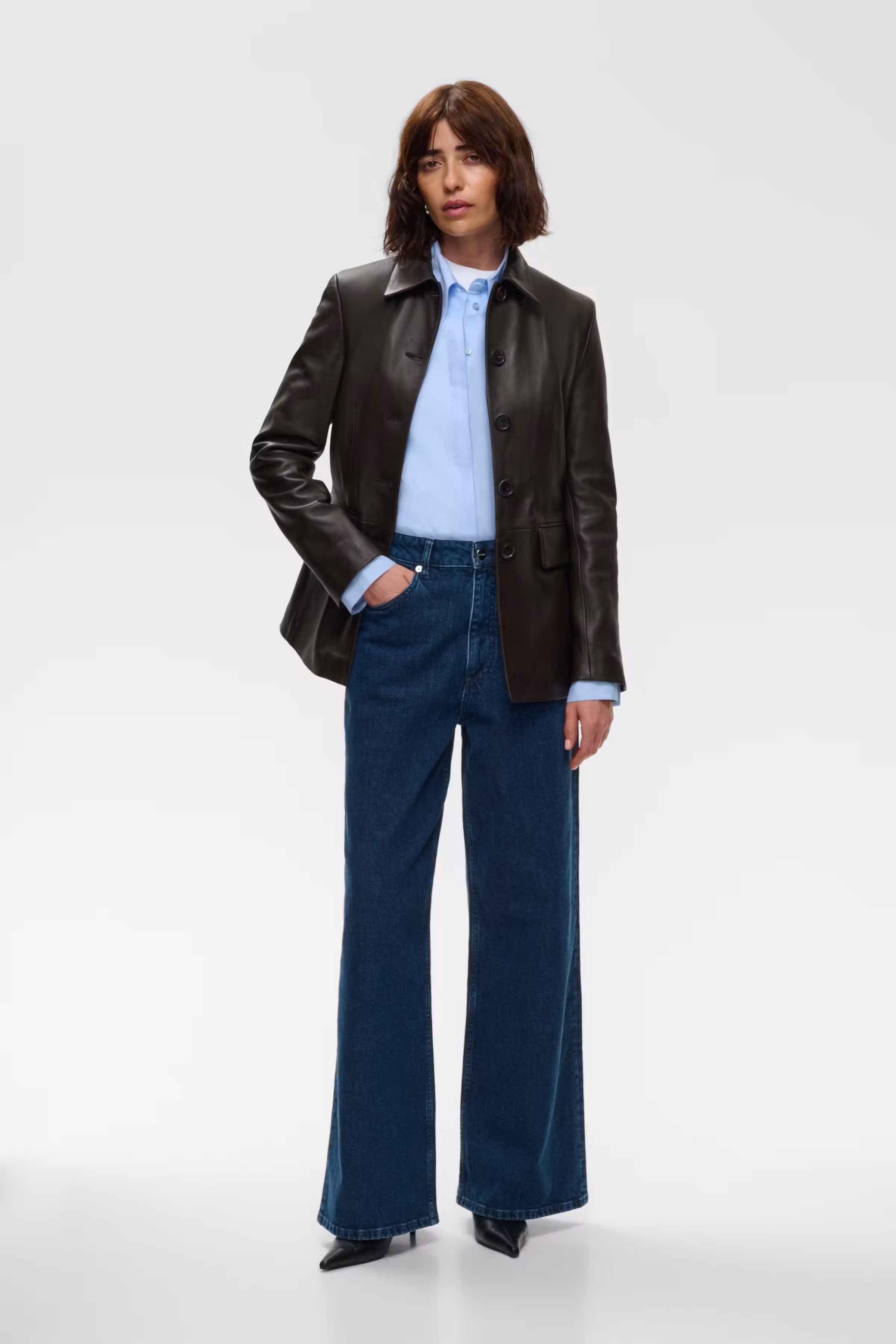IOLiza Outerwear LOOKBOOK FRONT 30600111-BR289