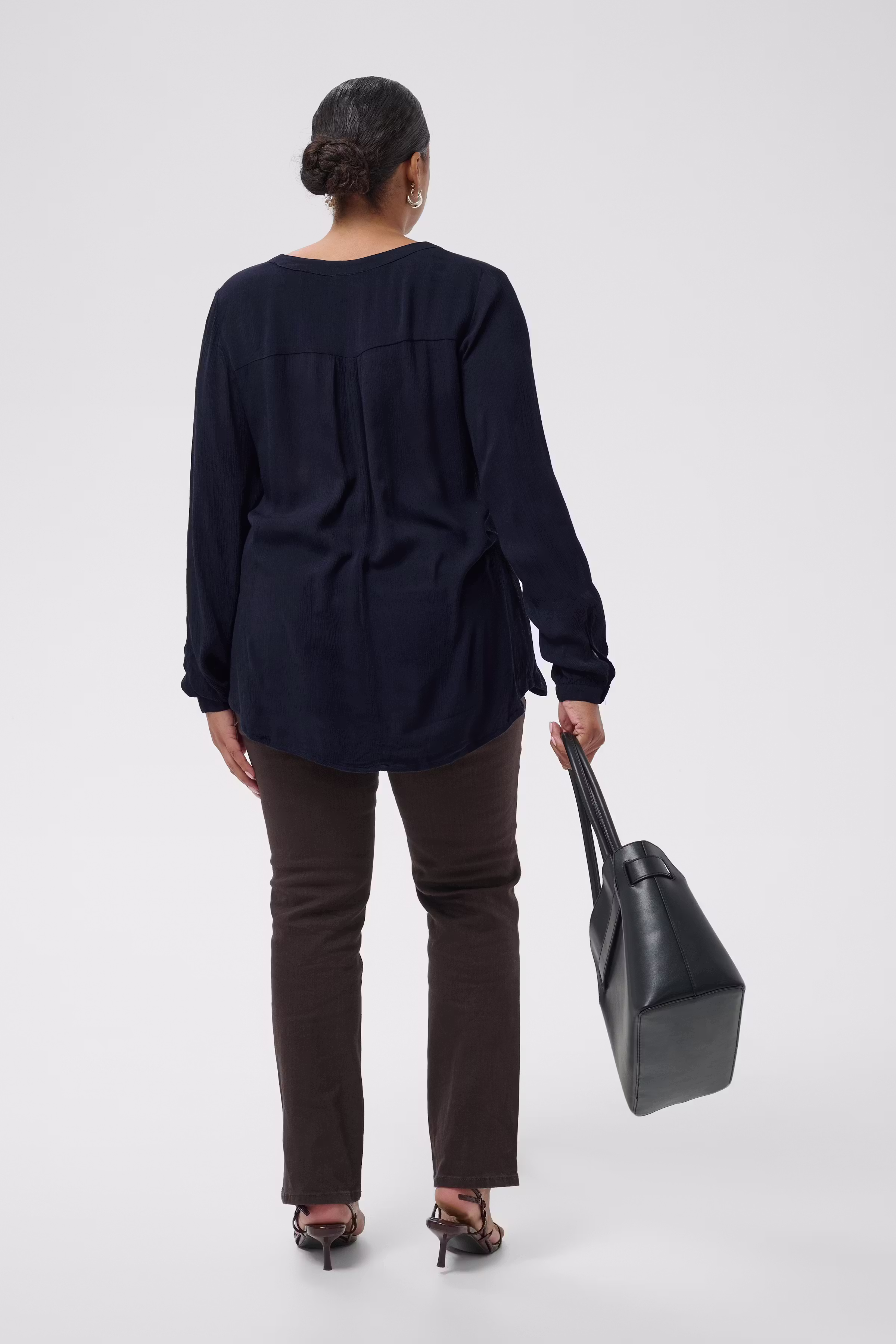 KCami Blouse LOOKBOOK BACK 10580001-52737