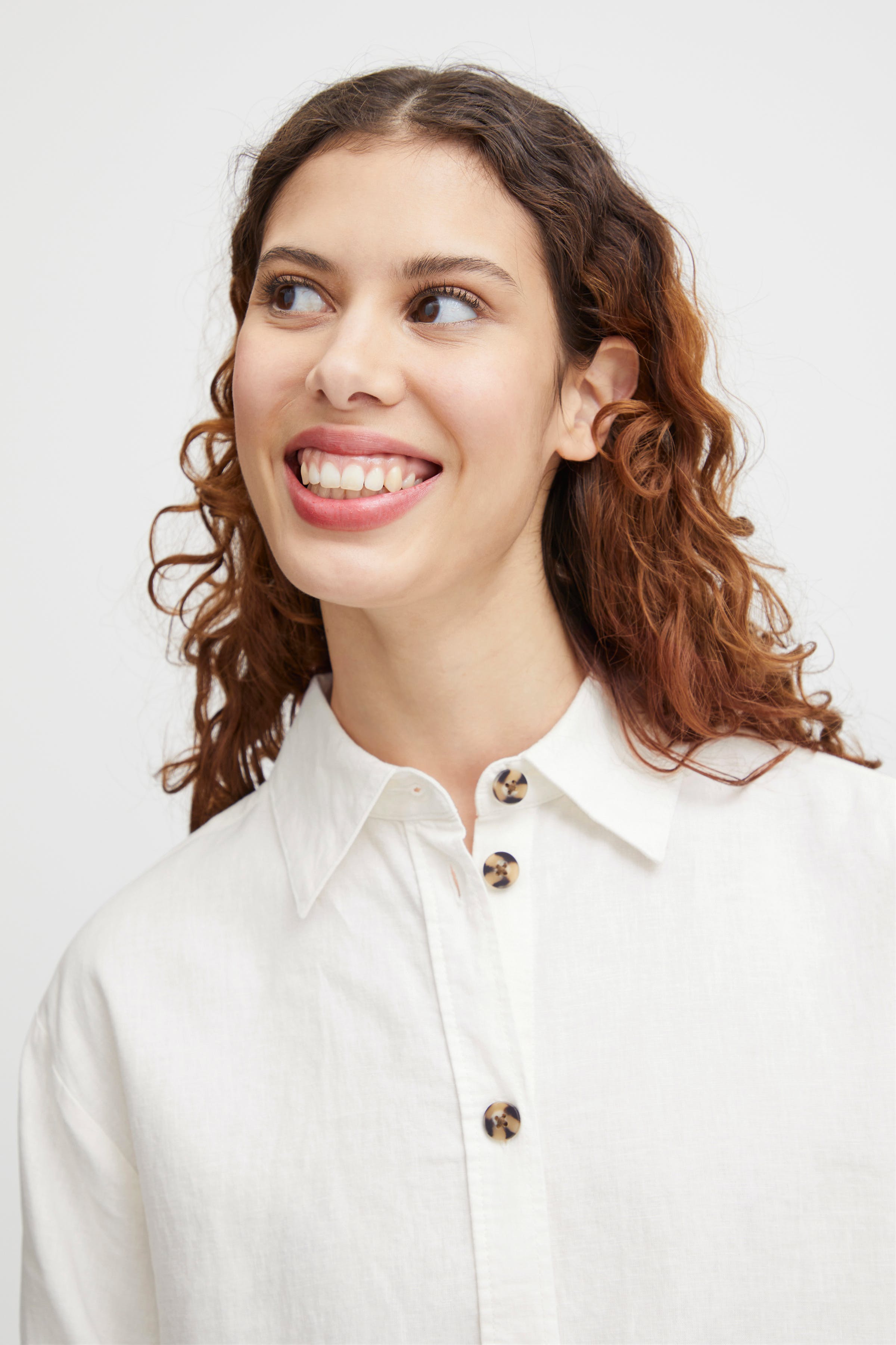 BYFALAKKA Shirt LOOKBOOK DETAIL 20814550-114300