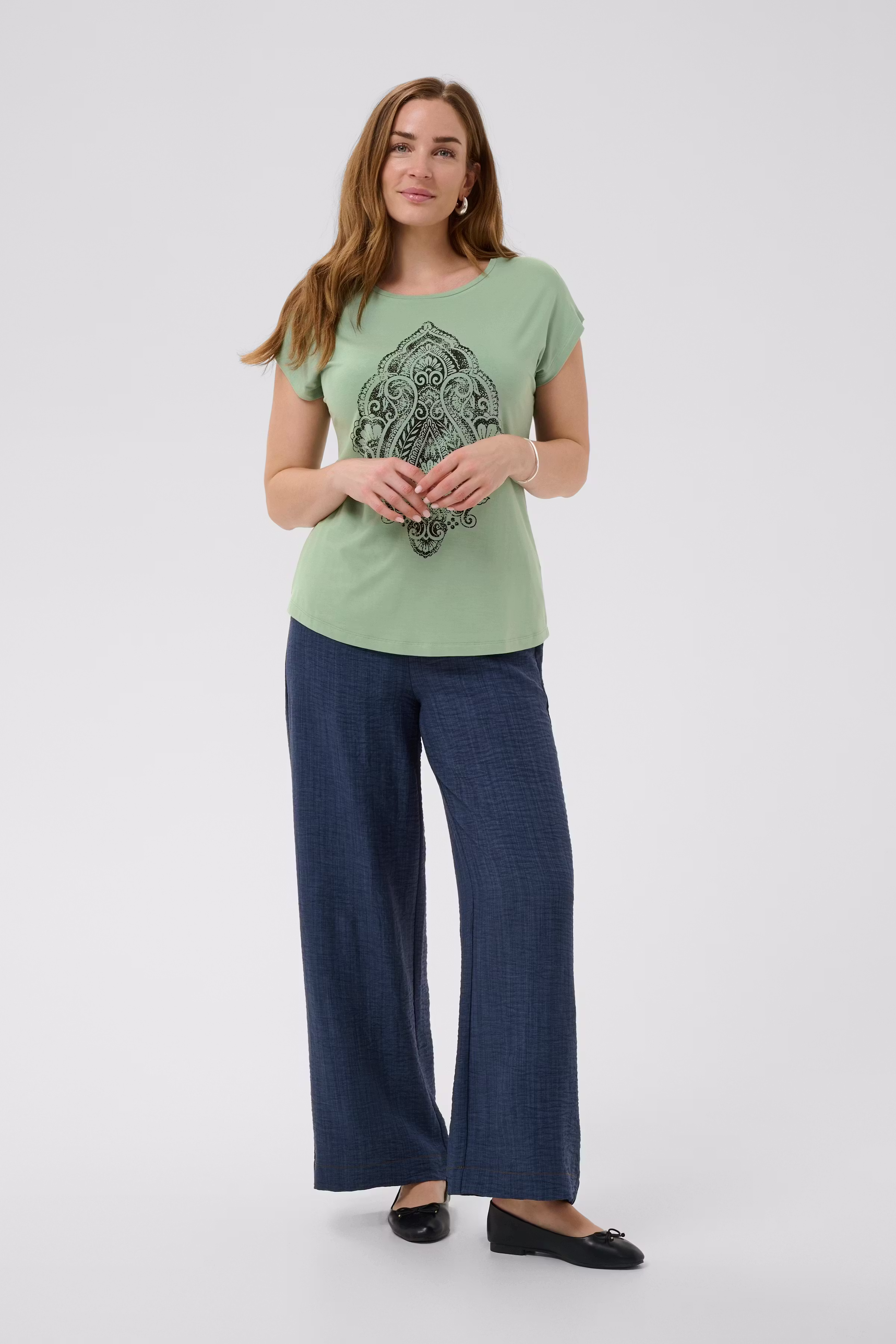 BPzally T-shirt LOOKBOOK FRONT 40200072-165810