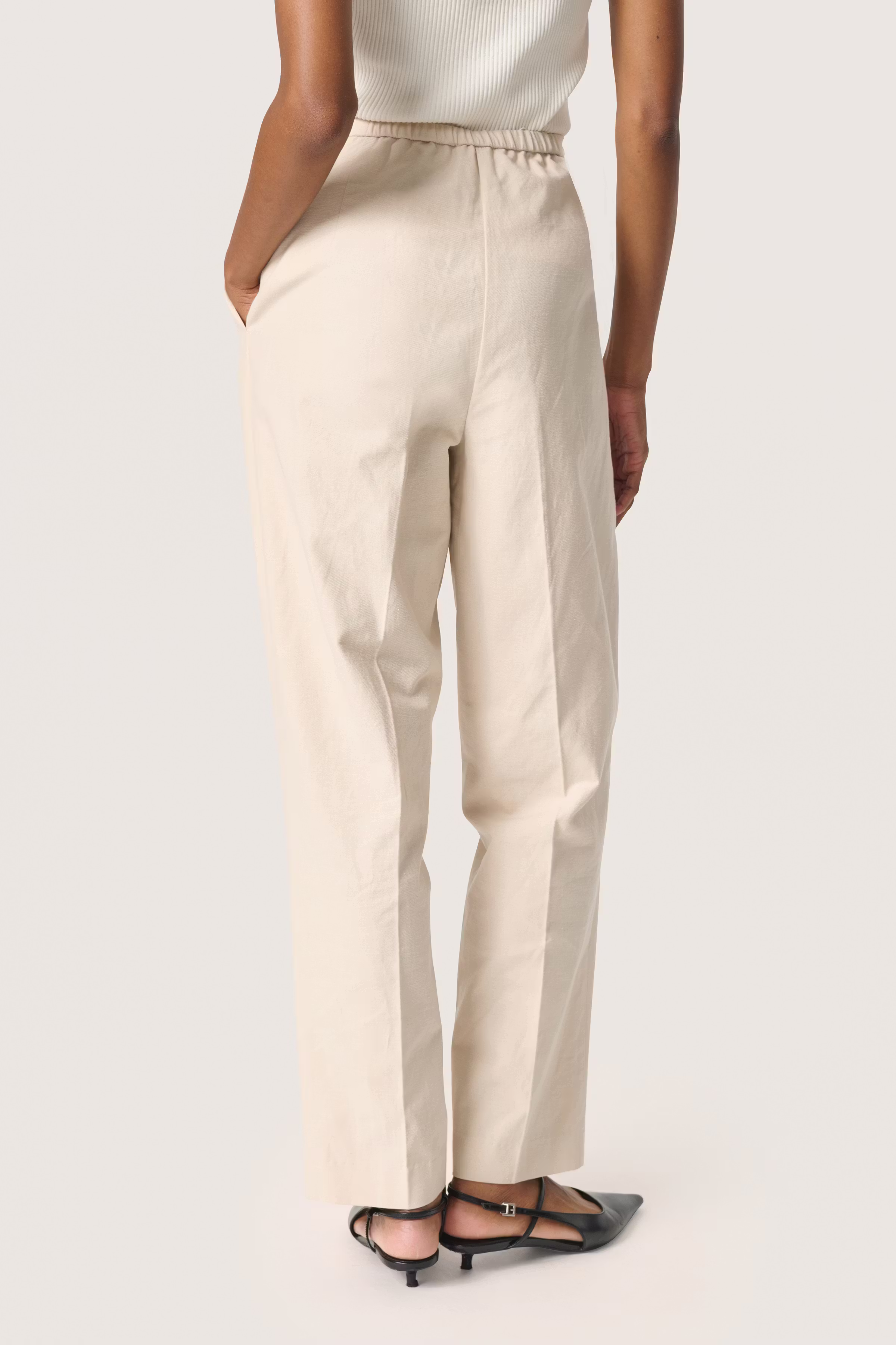 SLLinnena Linen Trousers LOOKBOOK BACK 30408099-130404