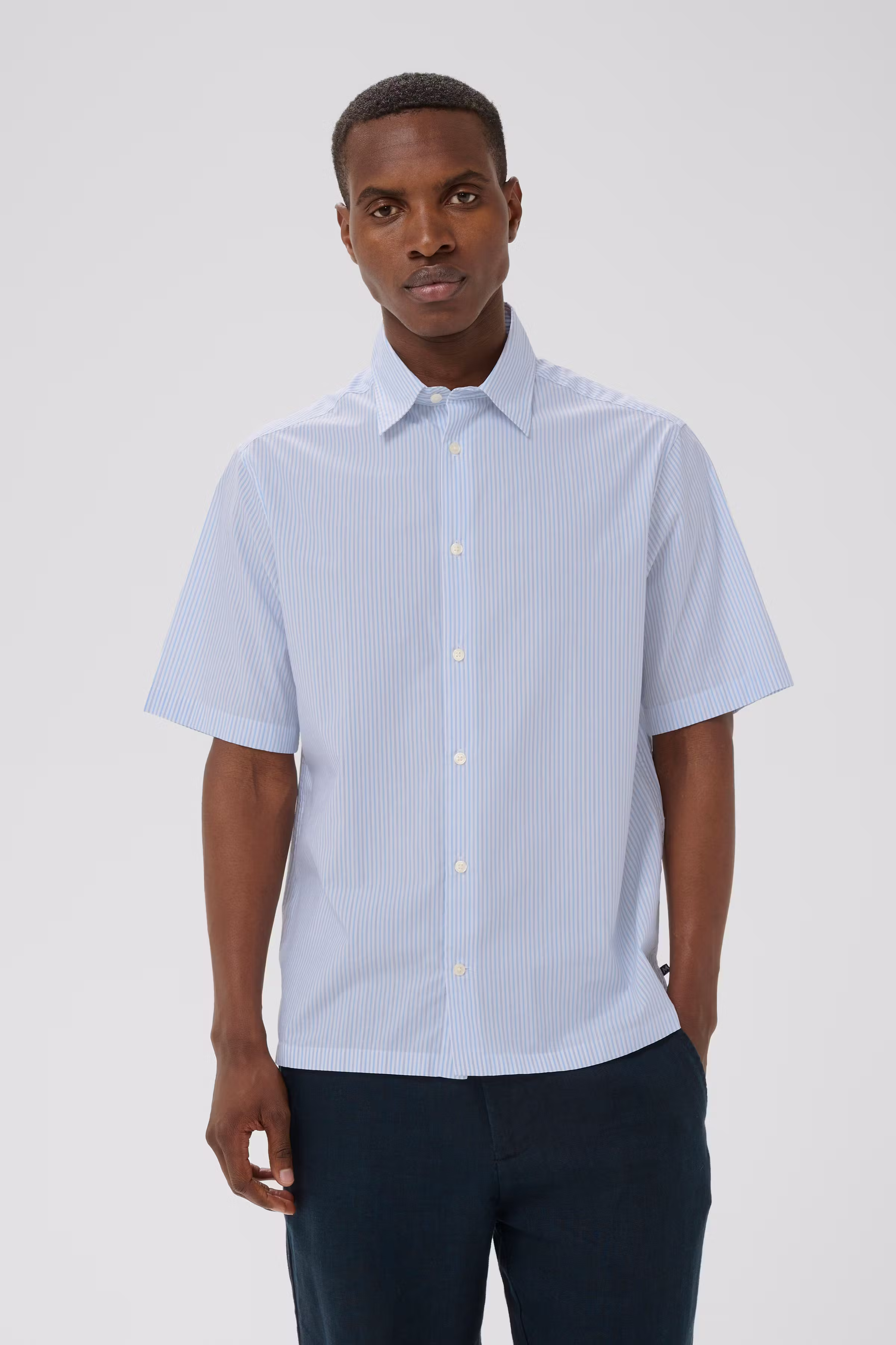 MAklampo Skjorte LOOKBOOK FRONT 30209112-154030