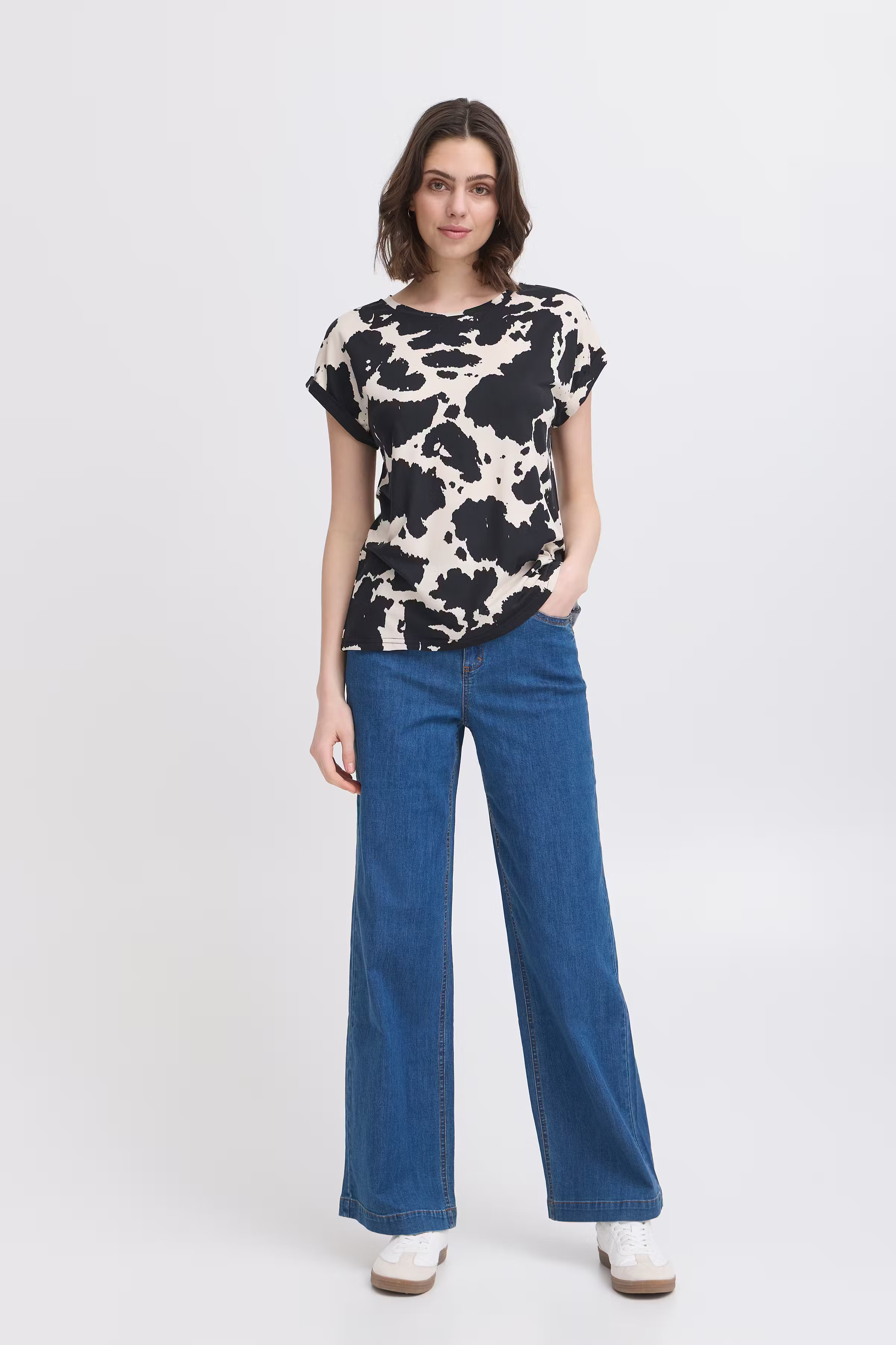 FRSEEN T-shirt LOOKBOOK FRONT 20610634-205444