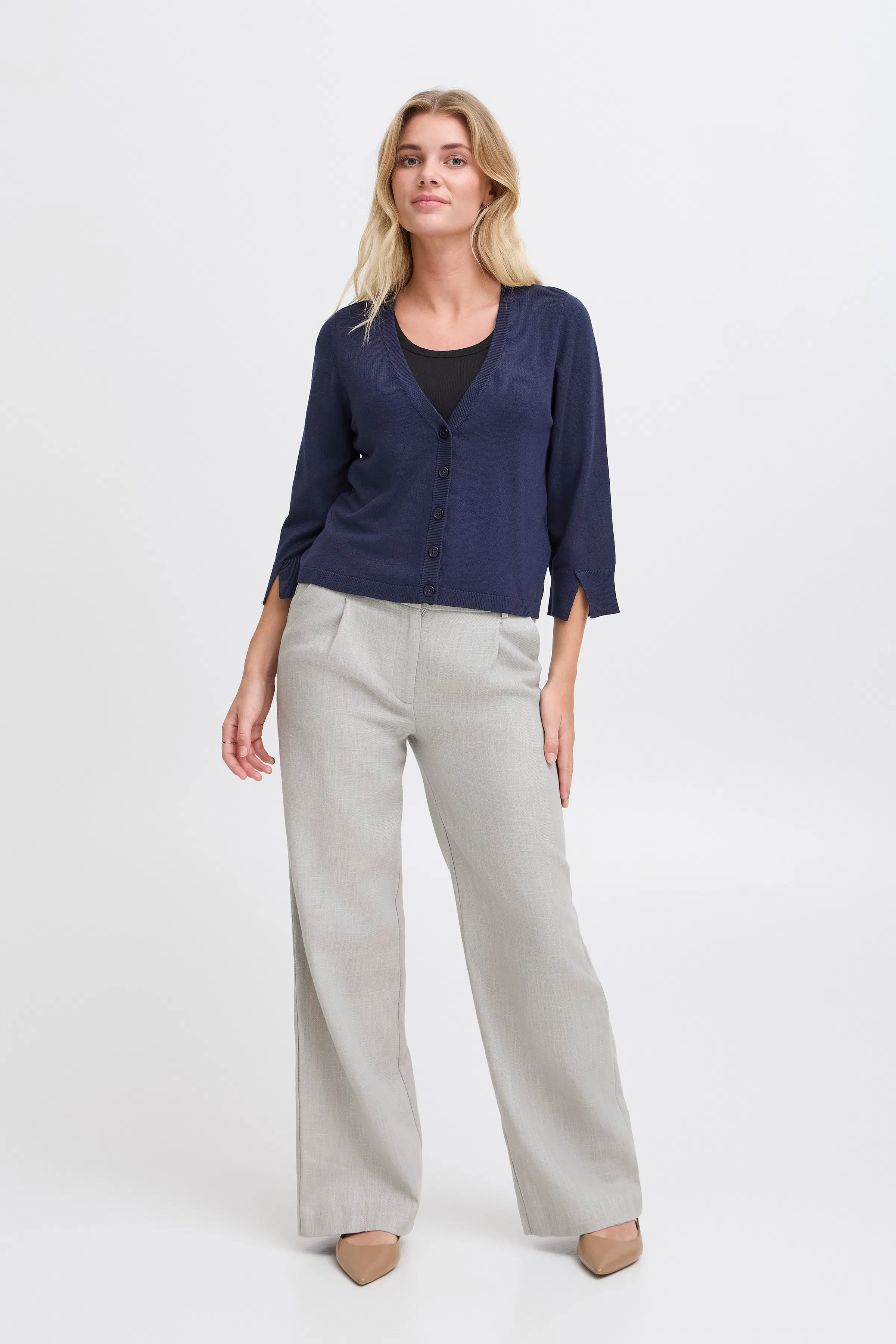 FRCLIA Cardigan LOOKBOOK FRONT 20613550-193923