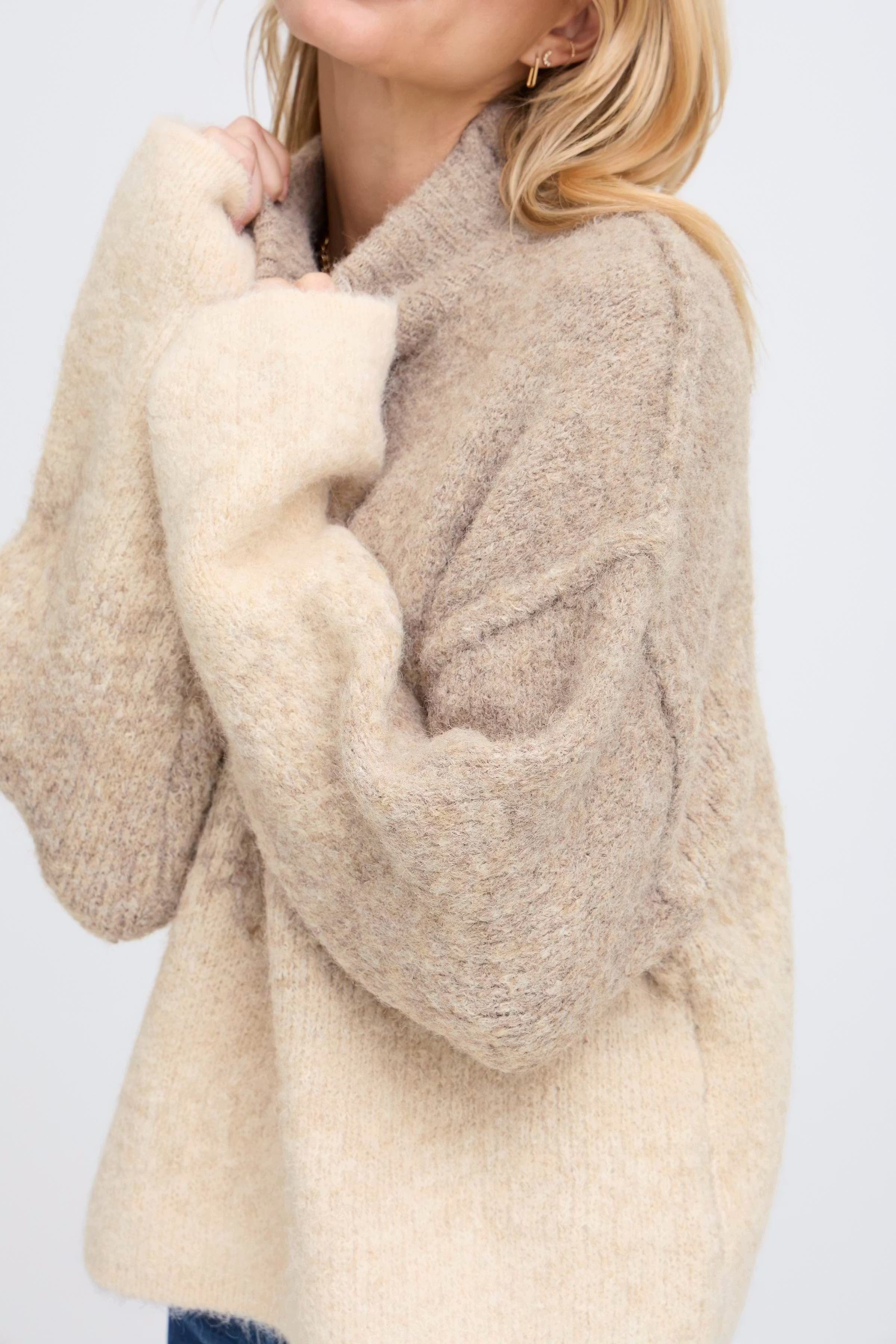 SBTELLA Pullover LOOKBOOK DETAIL 22101075-130907