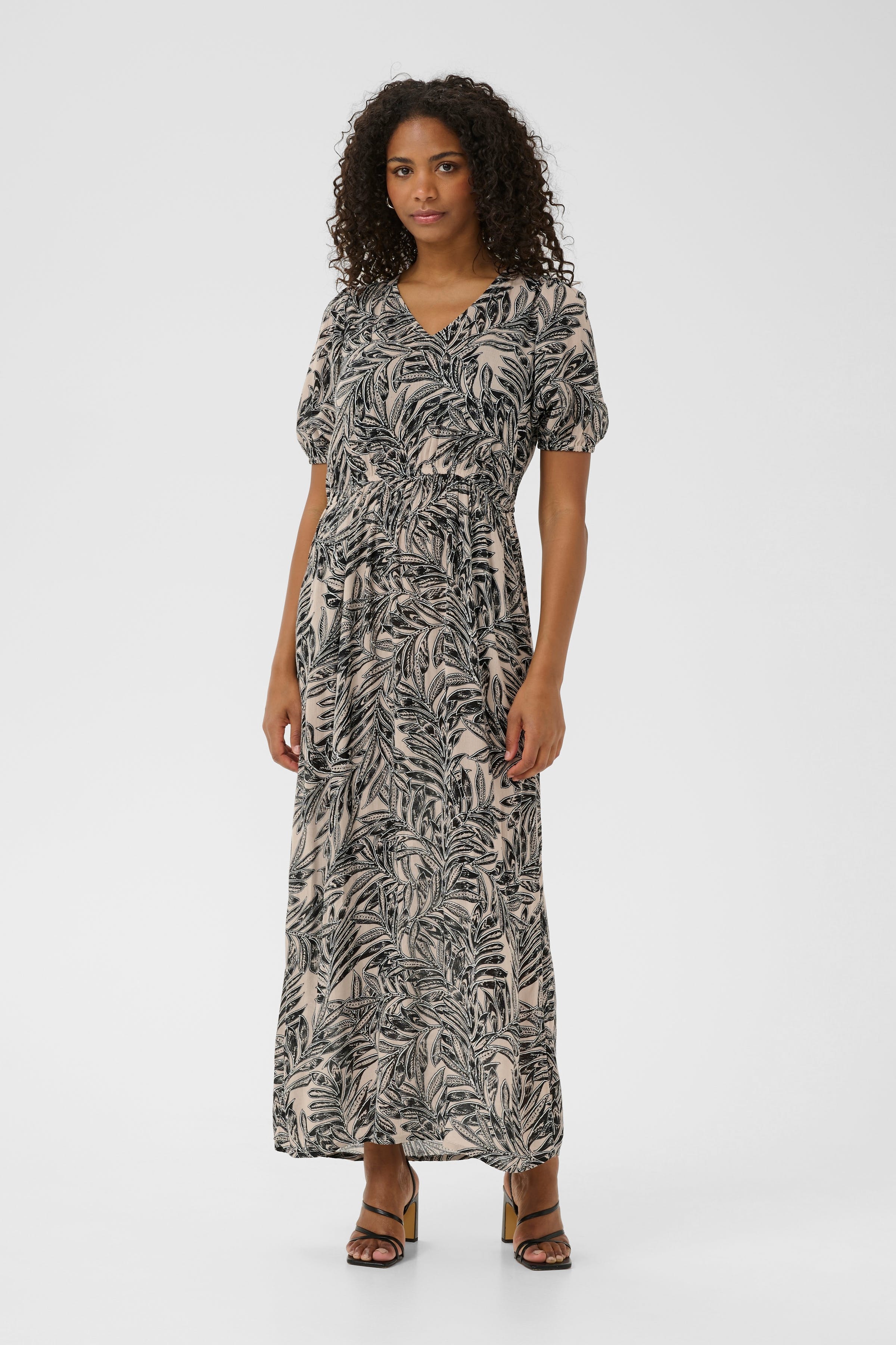 KAisolde Kjole LOOKBOOK FRONT 10507514-108185