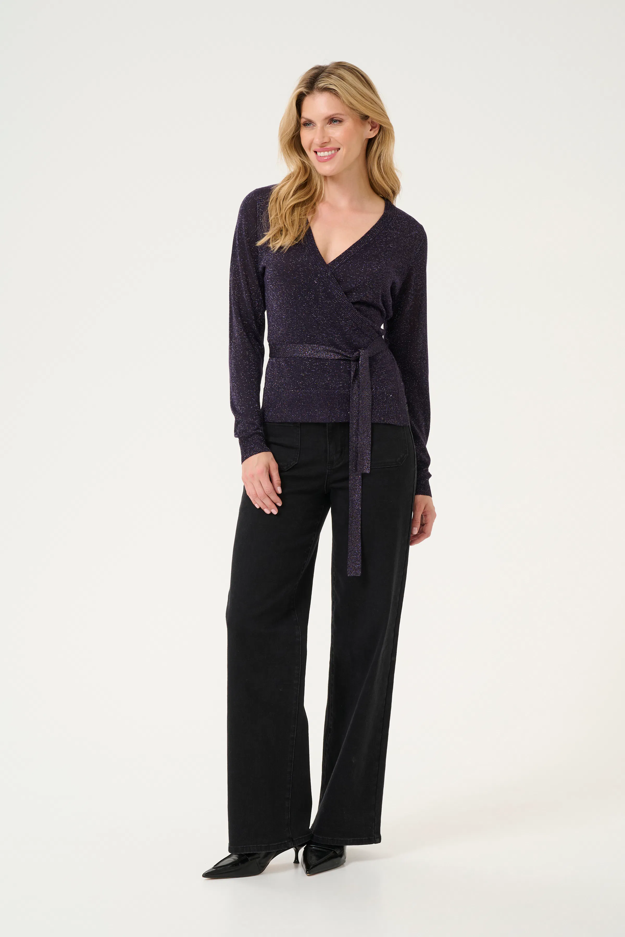KAankra Glimmercardigan LOOKBOOK FRONT 10509742-106557