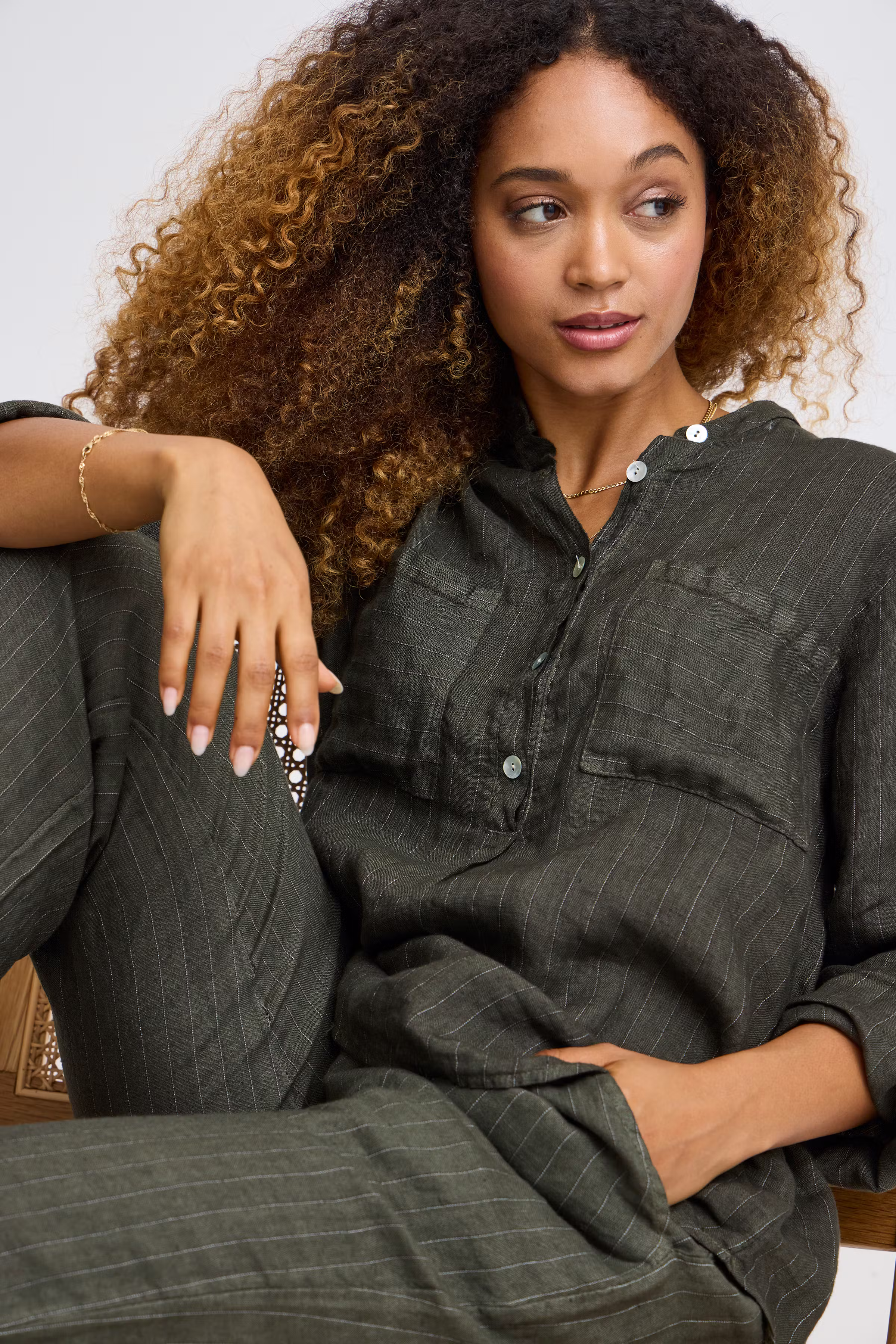 SBGABINA Bluse LOOKBOOK DETAIL 22100564-180515