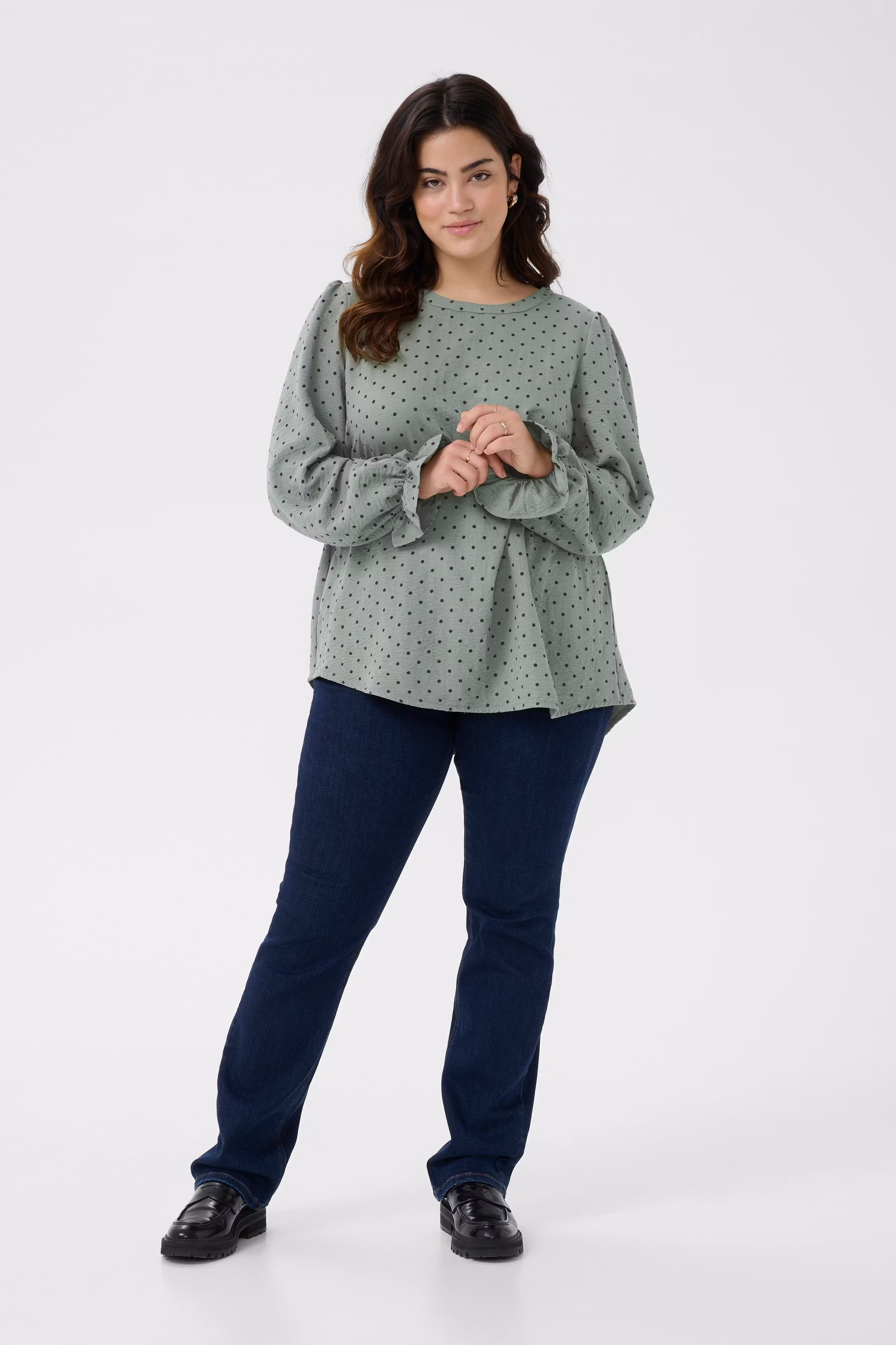 KCnika Bluse LOOKBOOK FRONT 10583581-108157