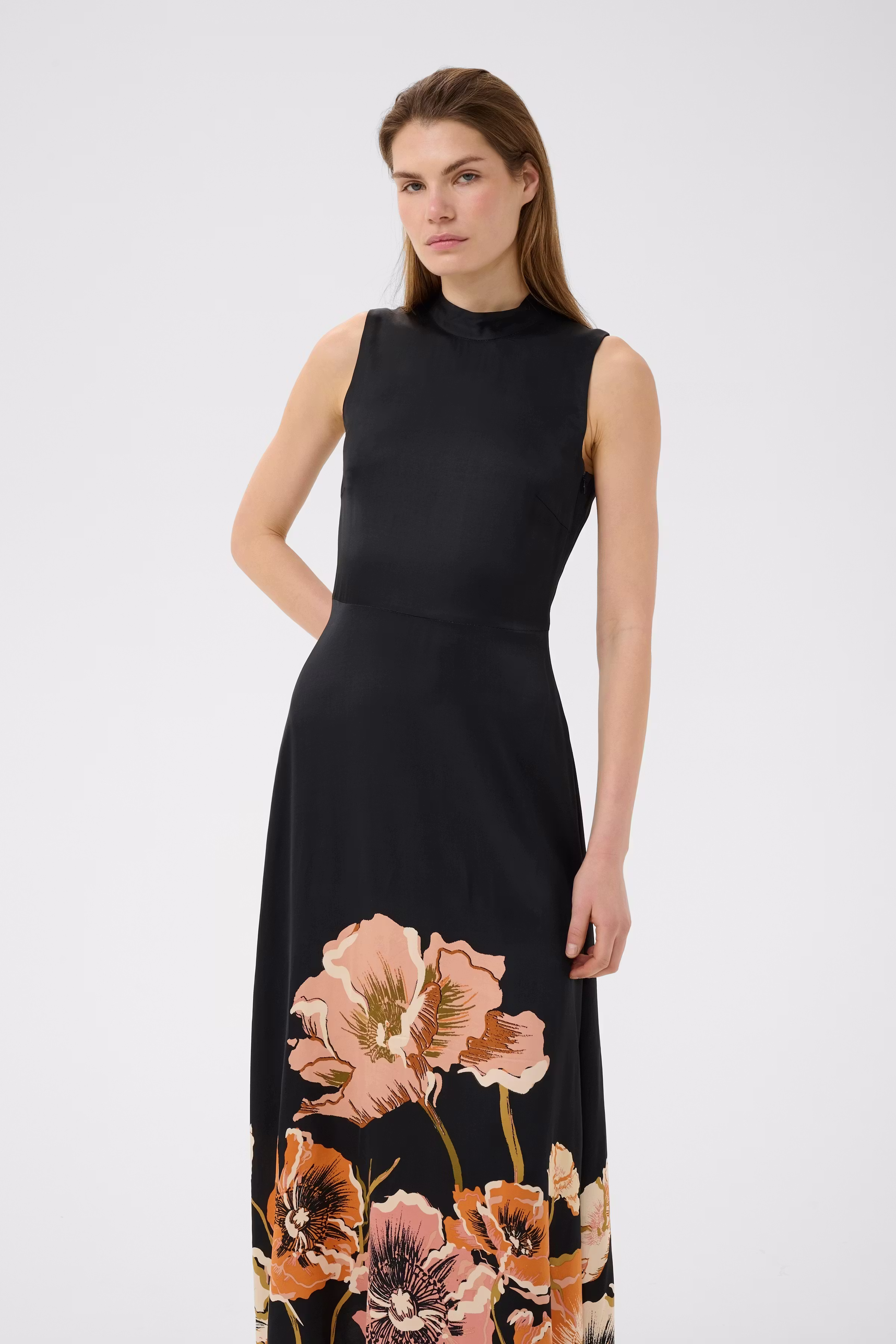 ZiomaIW Kjole LOOKBOOK FRONT 30111261-194008