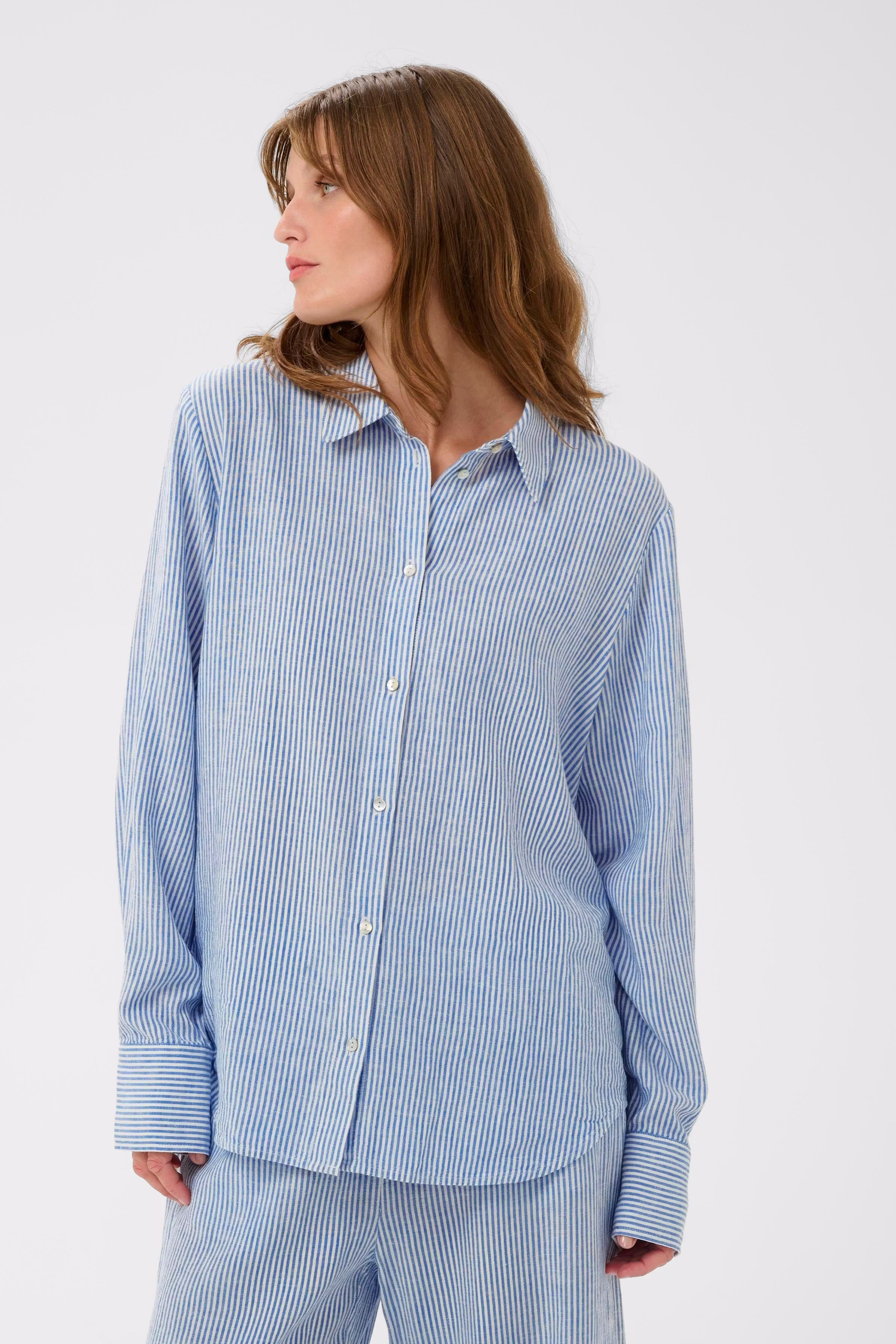 SLAria Hemd LOOKBOOK FRONT 30409036-304702