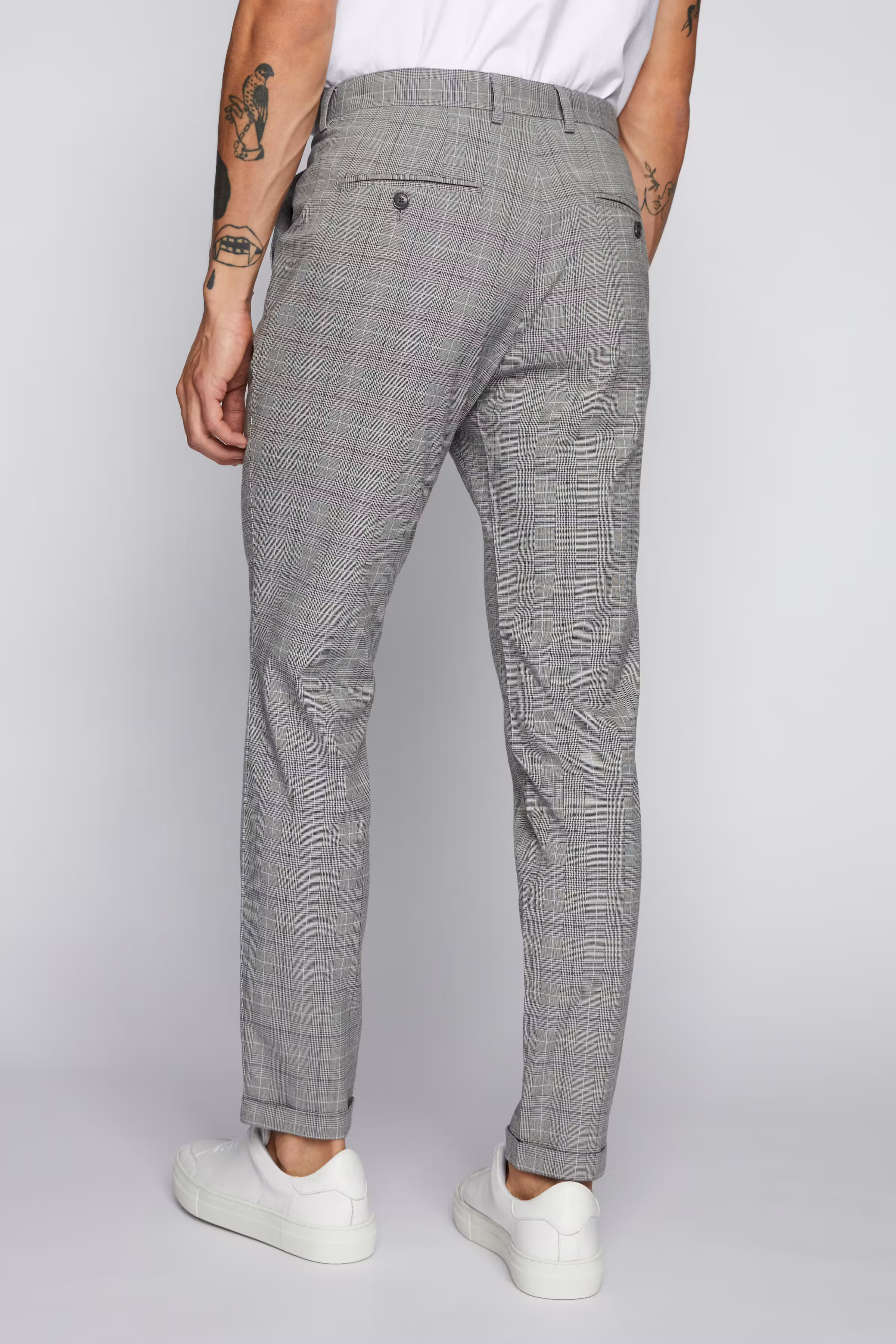 MAliam Hose LOOKBOOK BACK 30206688-163915