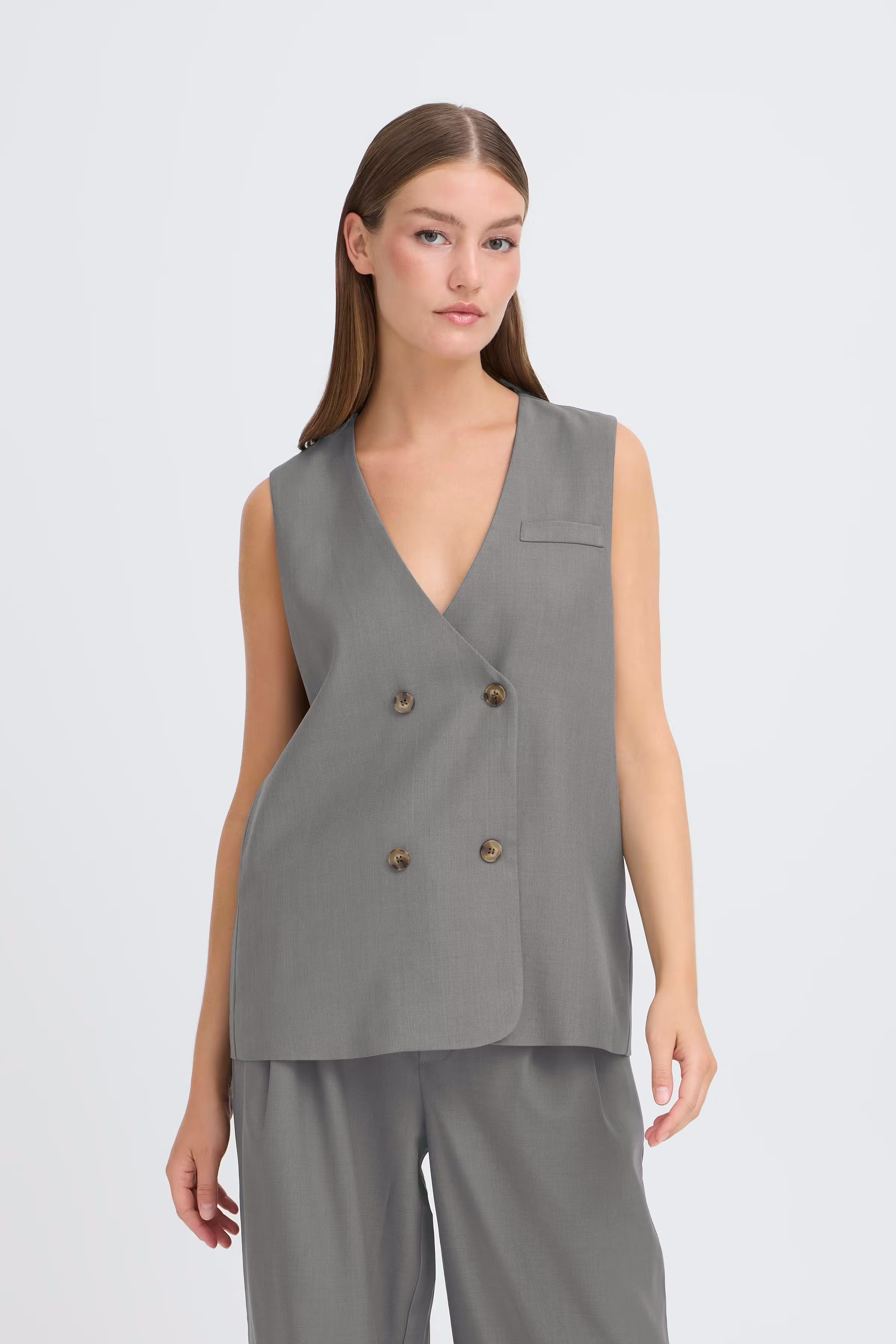 IHXDORTHEA Vest LOOKBOOK FRONT 20123911-193907