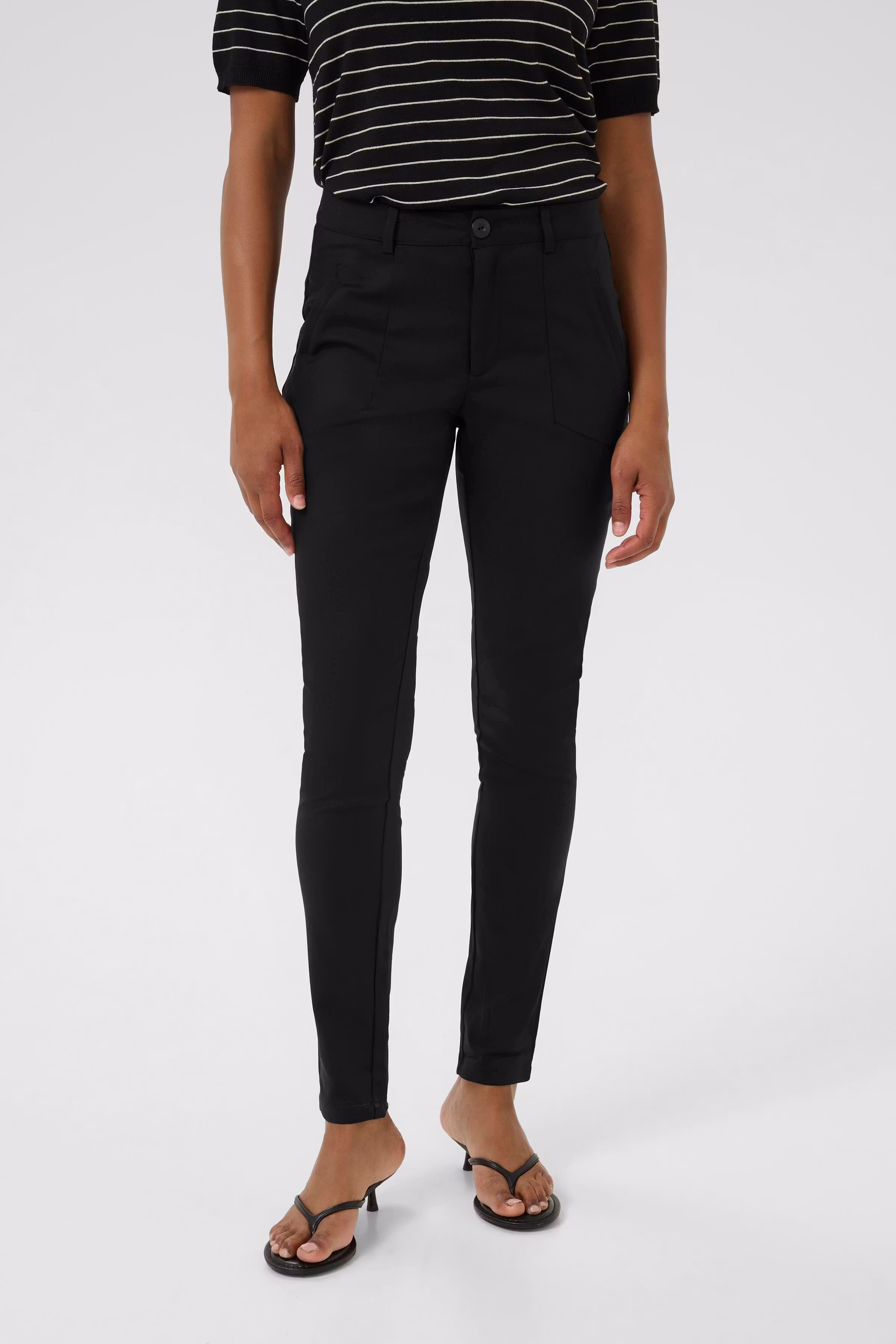 Vera Hose LOOKBOOK FRONT 550677-50600