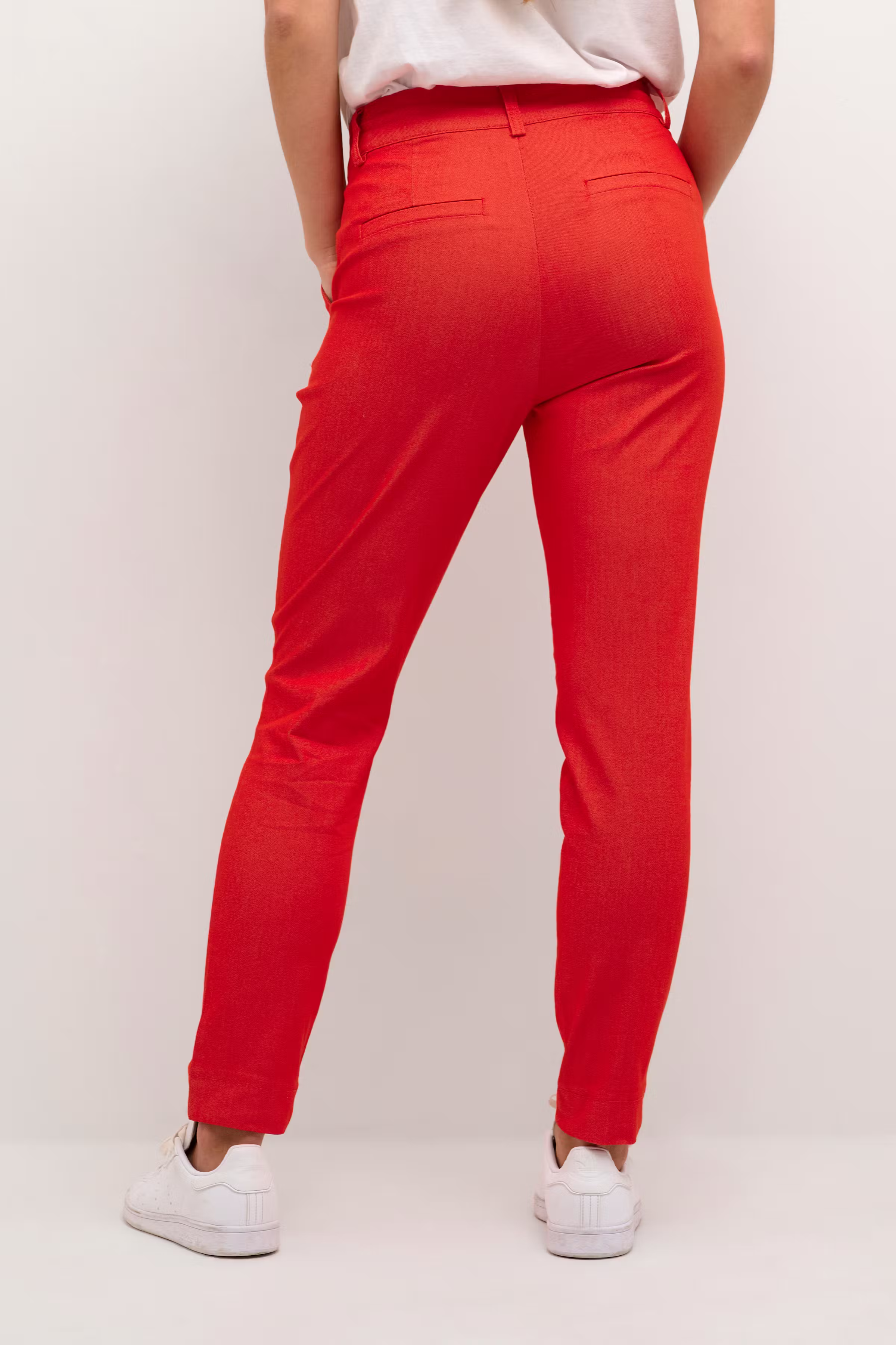 KAlea Bukser LOOKBOOK BACK 10505191-181664