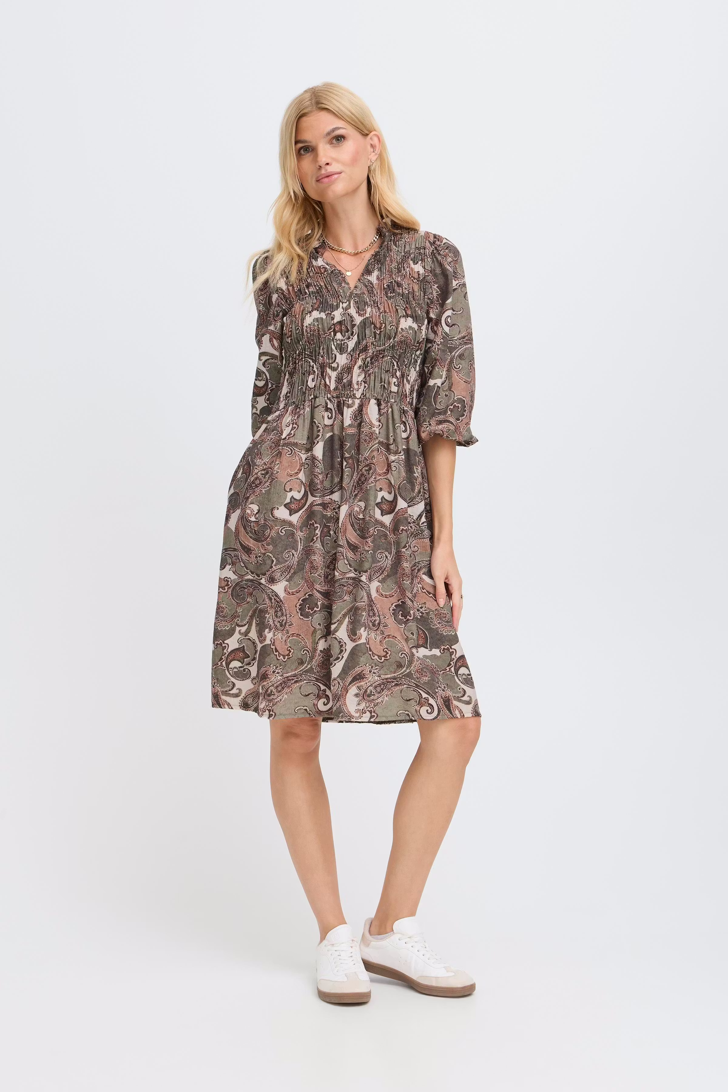 SBGOHAR Kjole LOOKBOOK FRONT 22101060-180515