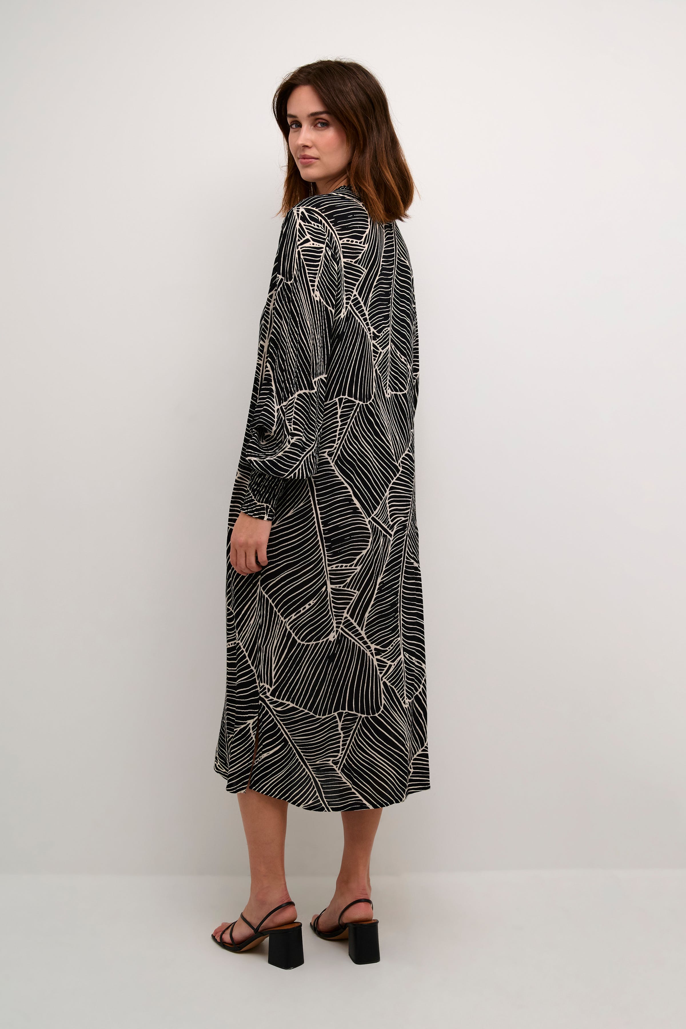 KAgenette Klänning LOOKBOOK BACK 10508935-106205