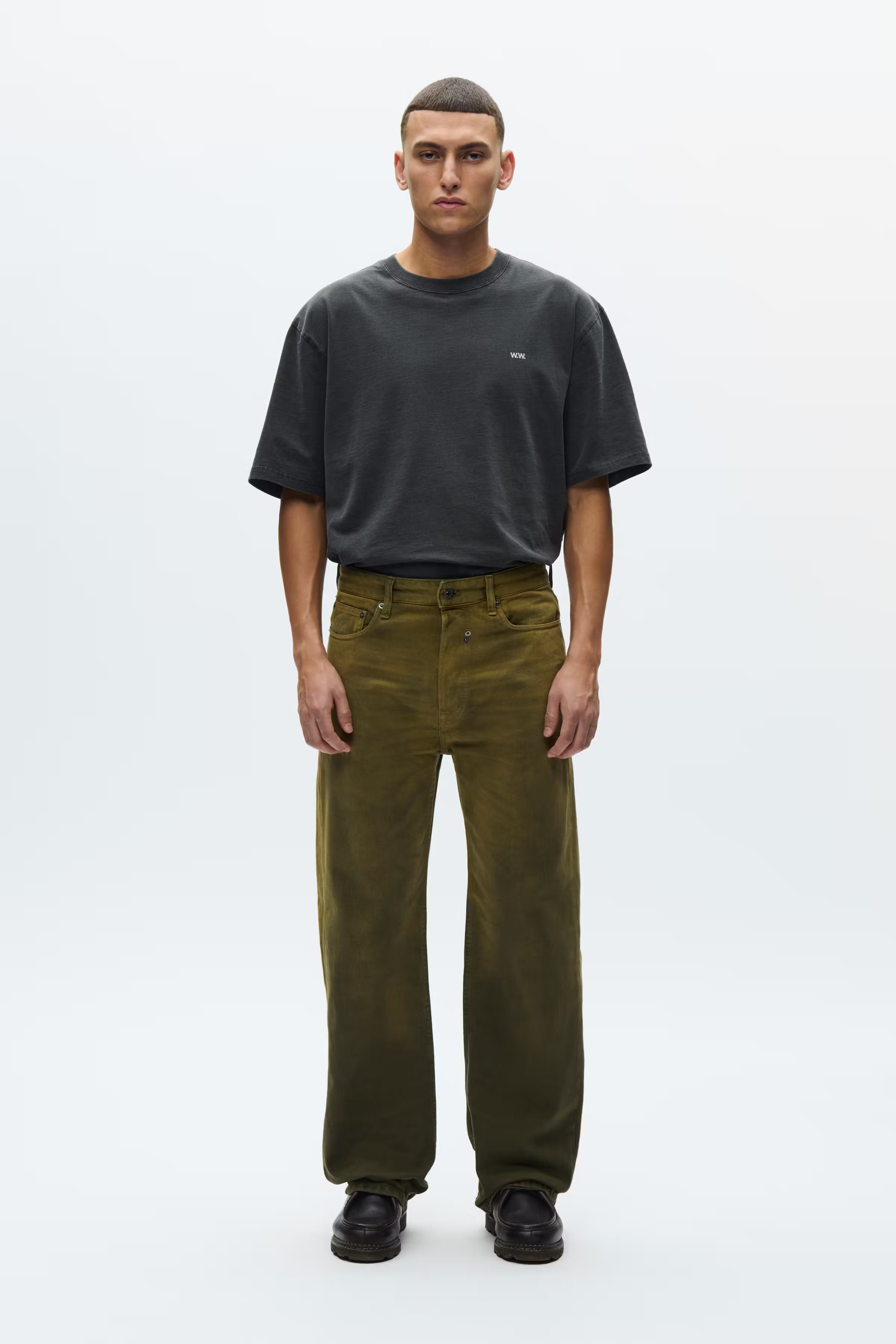 WWPaulo LOOKBOOK FRONT 30250617-W7082