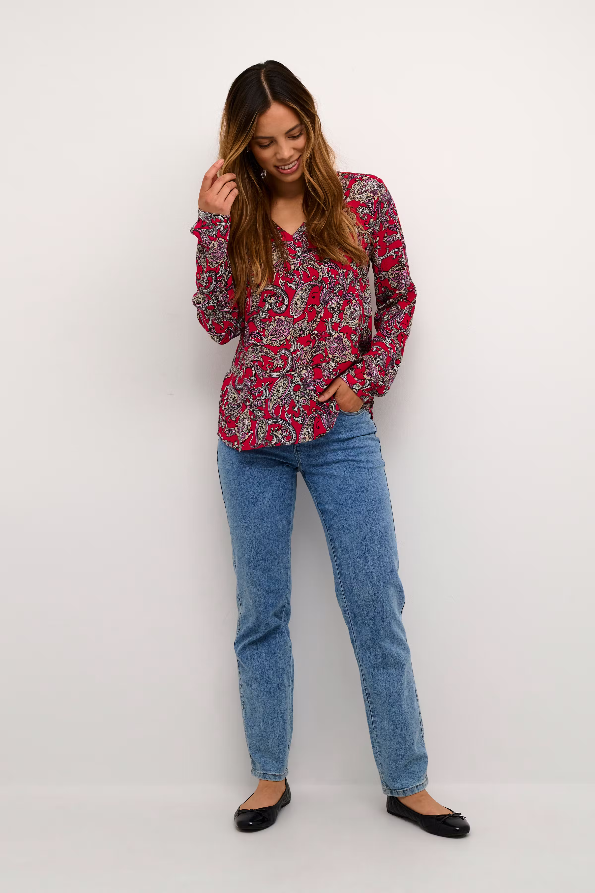 KAamber Bluse LOOKBOOK FRONT 10508254-105846