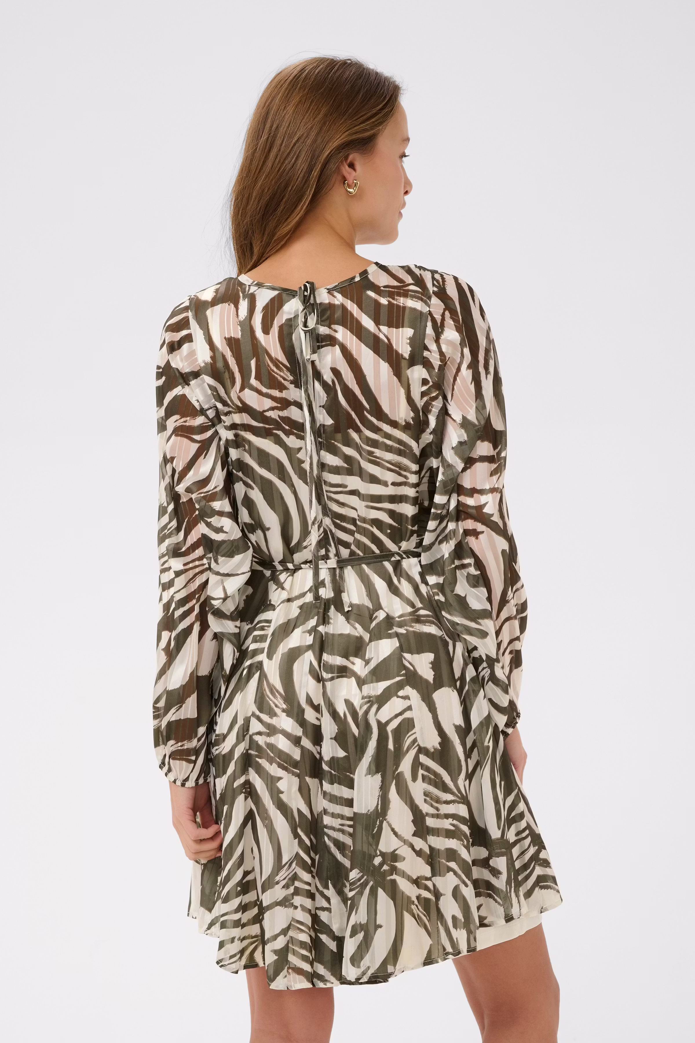 RipleySZ Dress LOOKBOOK BACK 30515042-304856