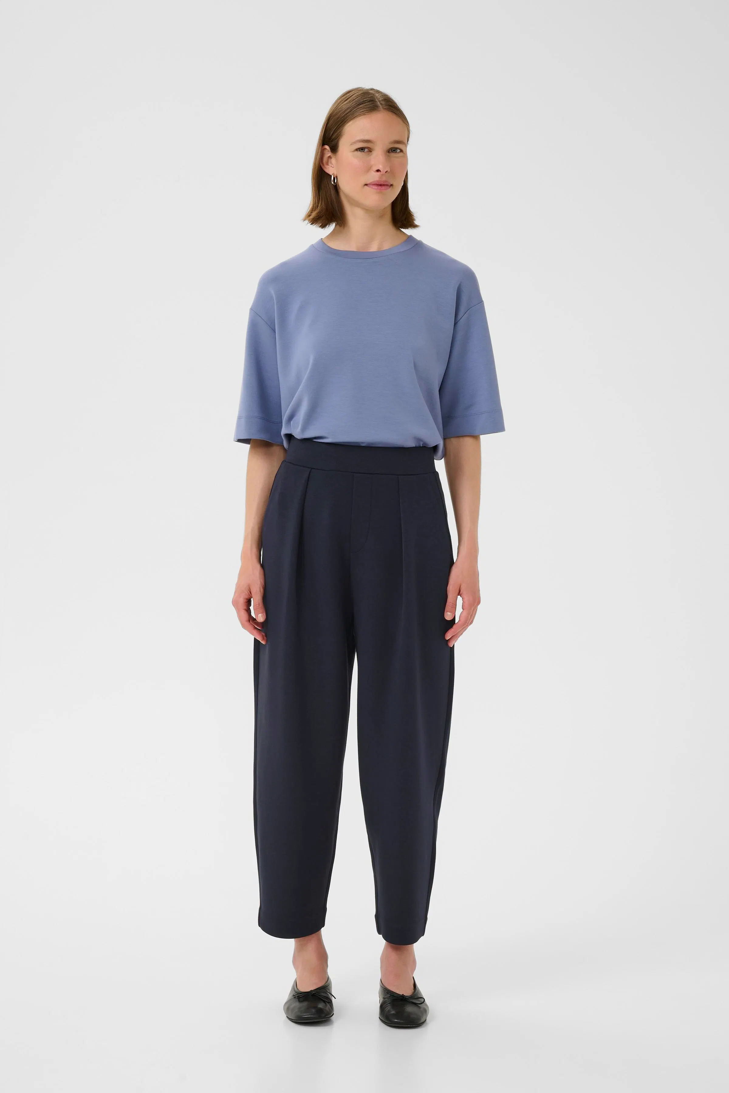 PannieIW Barrel Broek LOOKBOOK FRONT 30109192-300005