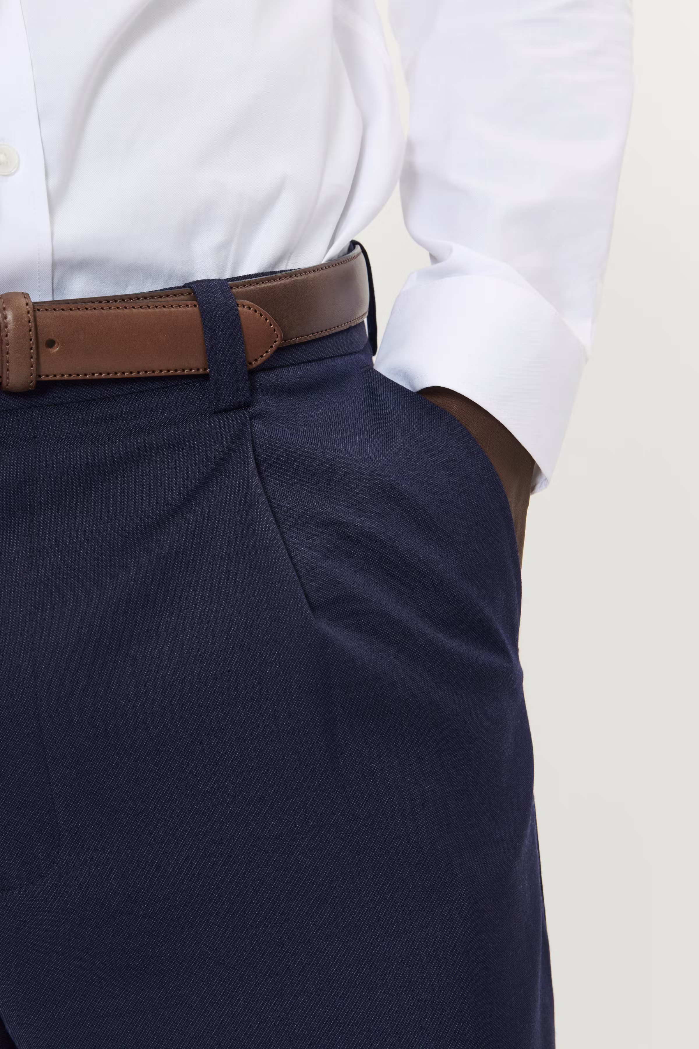 MAchino Trousers LOOKBOOK DETAIL 30208850-20210