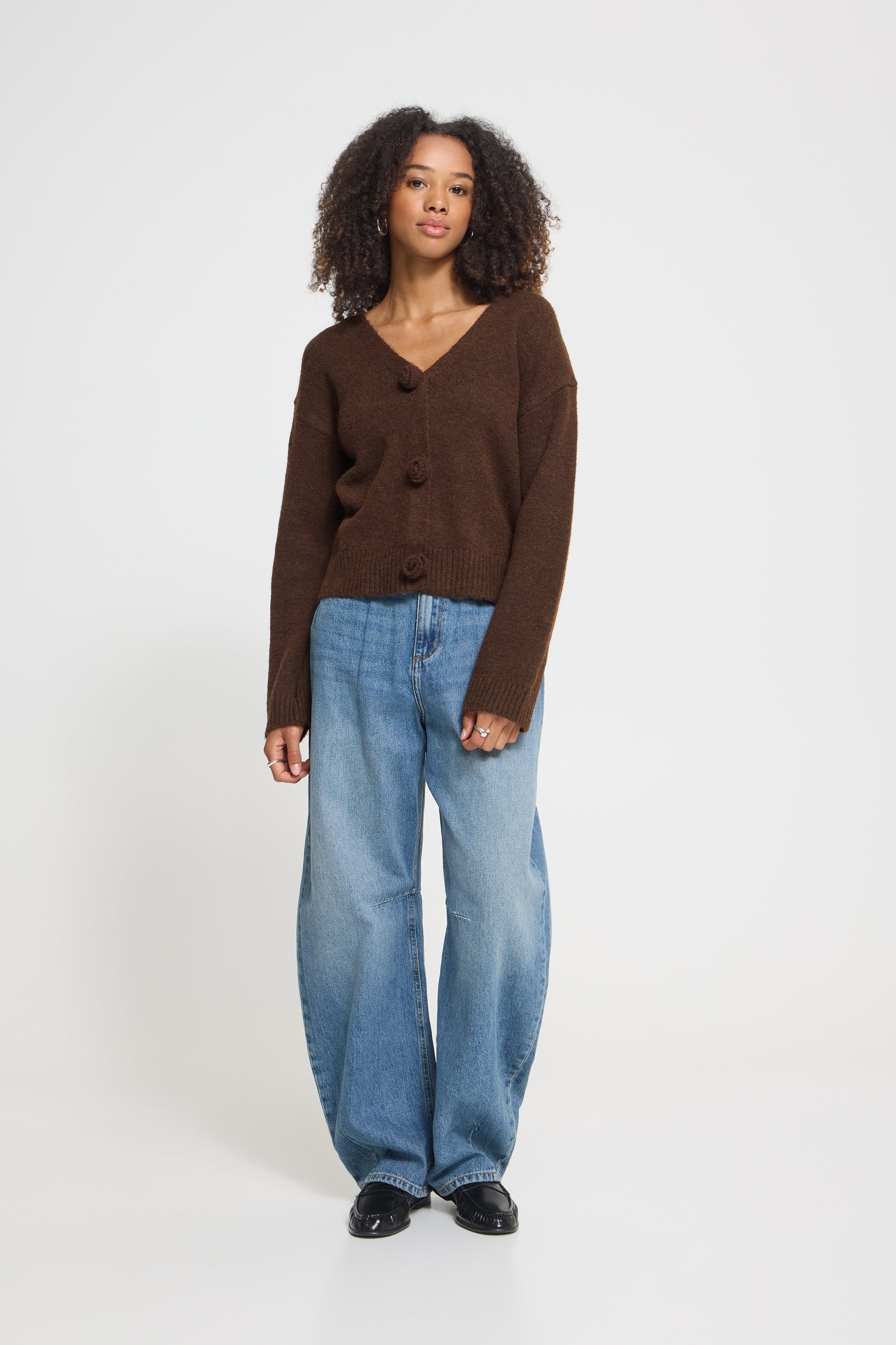IHPOVOKE Cardigan LOOKBOOK FRONT 20126318-191419
