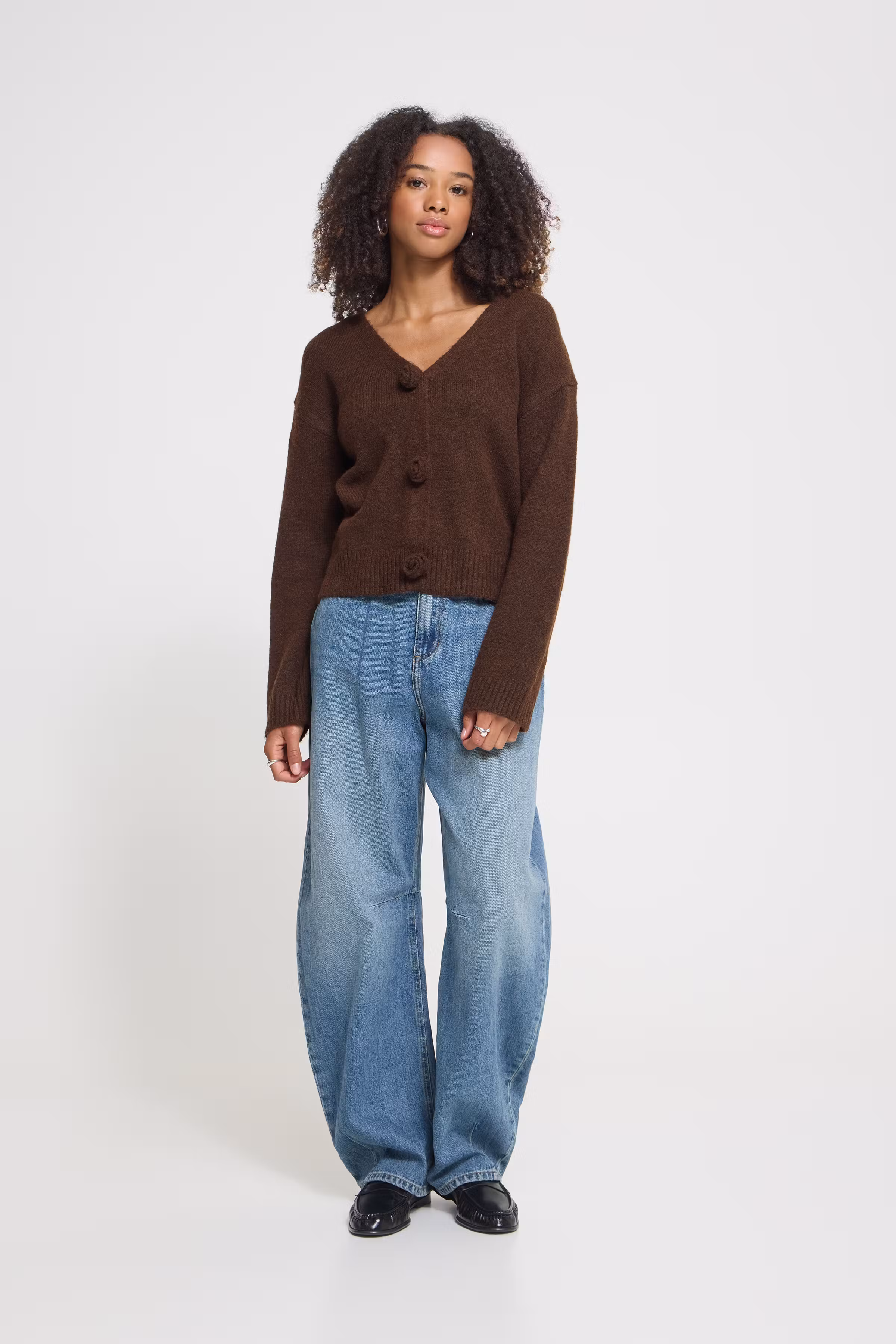 IHPOVOKE Cardigan LOOKBOOK FRONT 20126318-191419