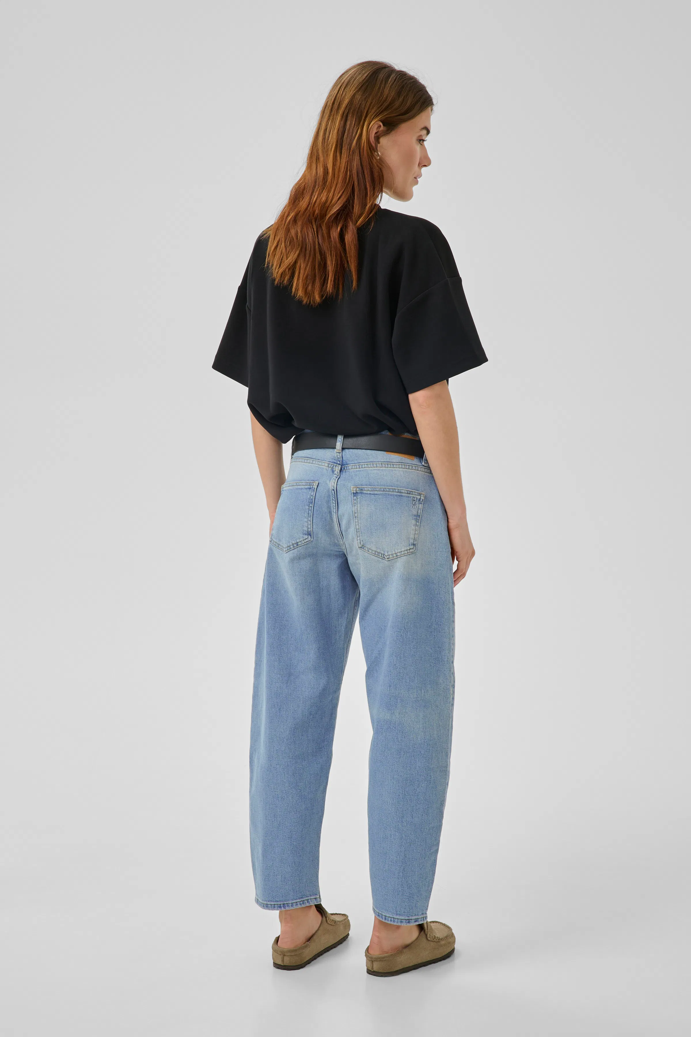 BalooMW Barrel Jeans LOOKBOOK BACK 10705092-100045