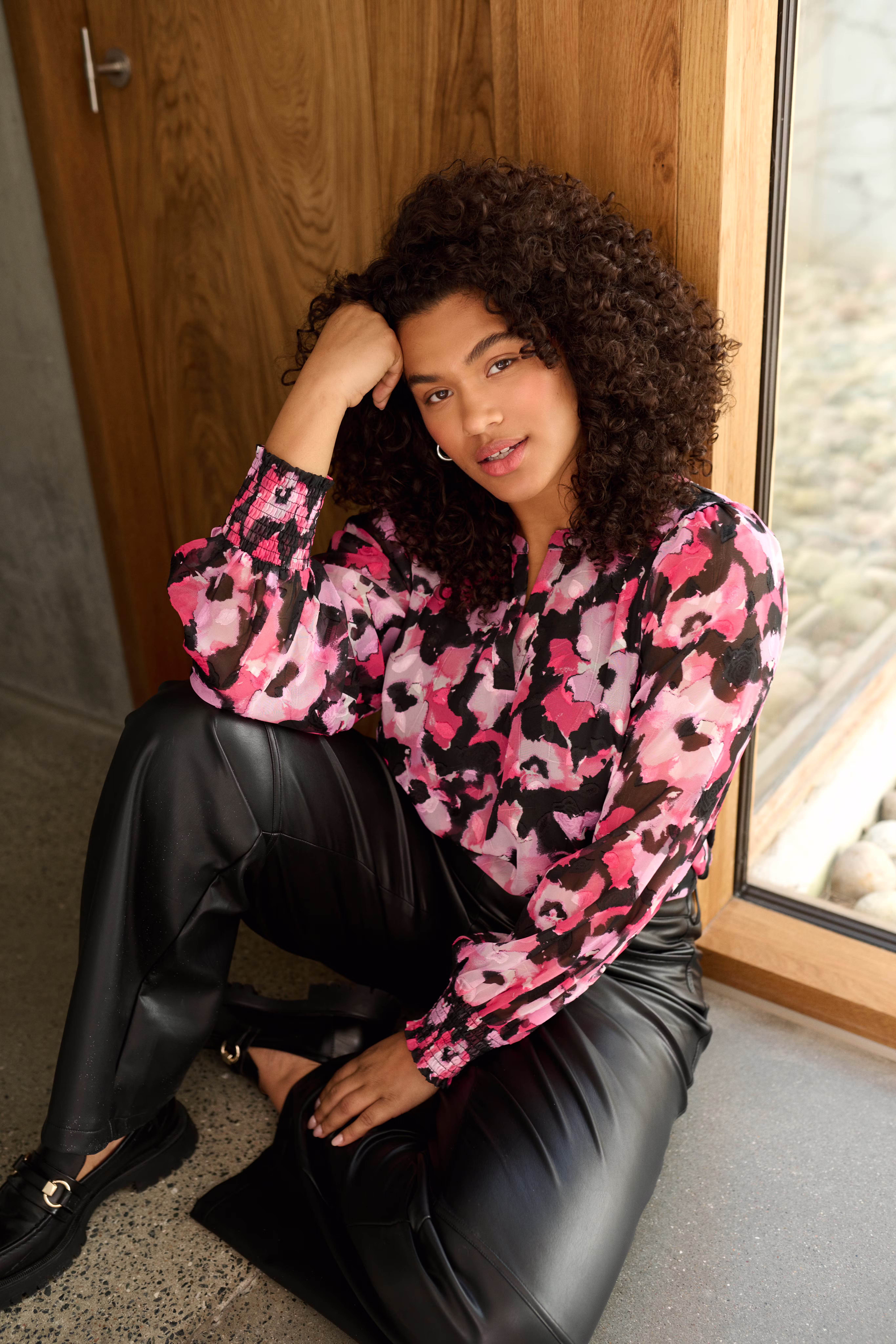 KCnalina Trousers LOCATION NONE 10581959-100121