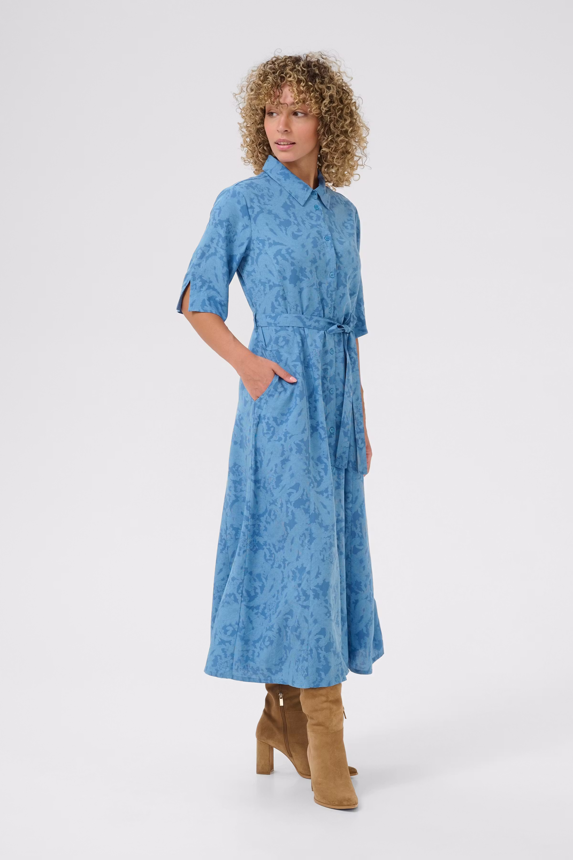 CRTiah Klänning LOOKBOOK FRONT 10612393-107197