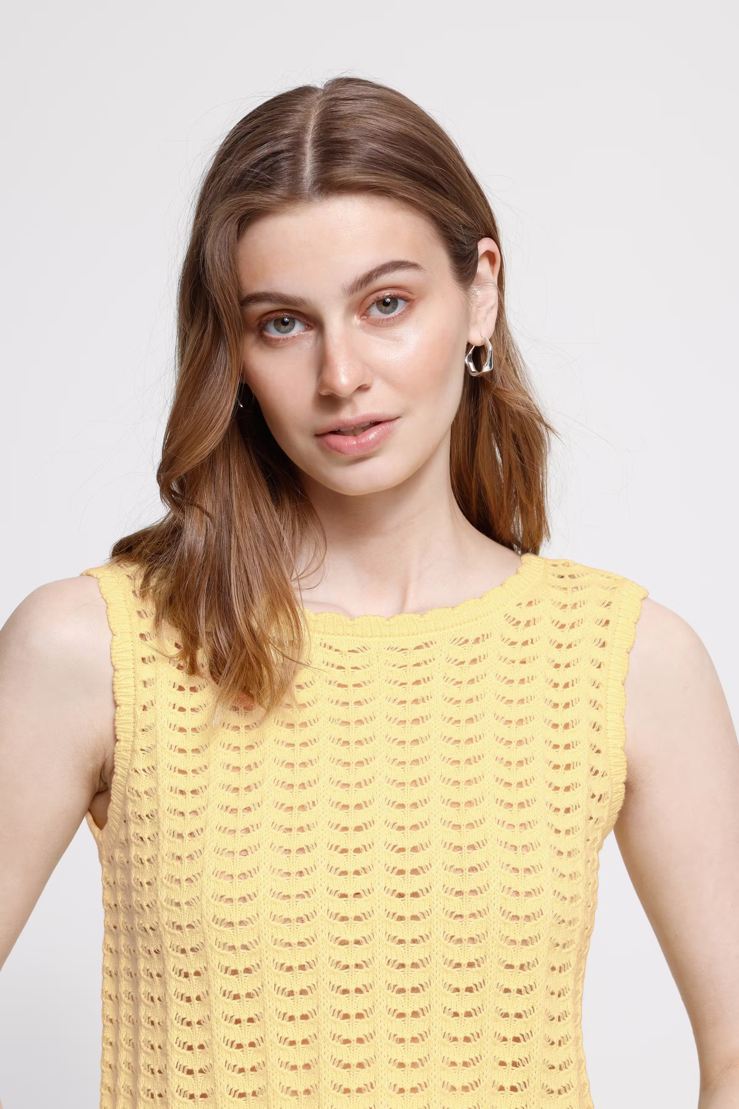 IHDOSIA Strikket vest LOOKBOOK DETAIL 20125703-120720