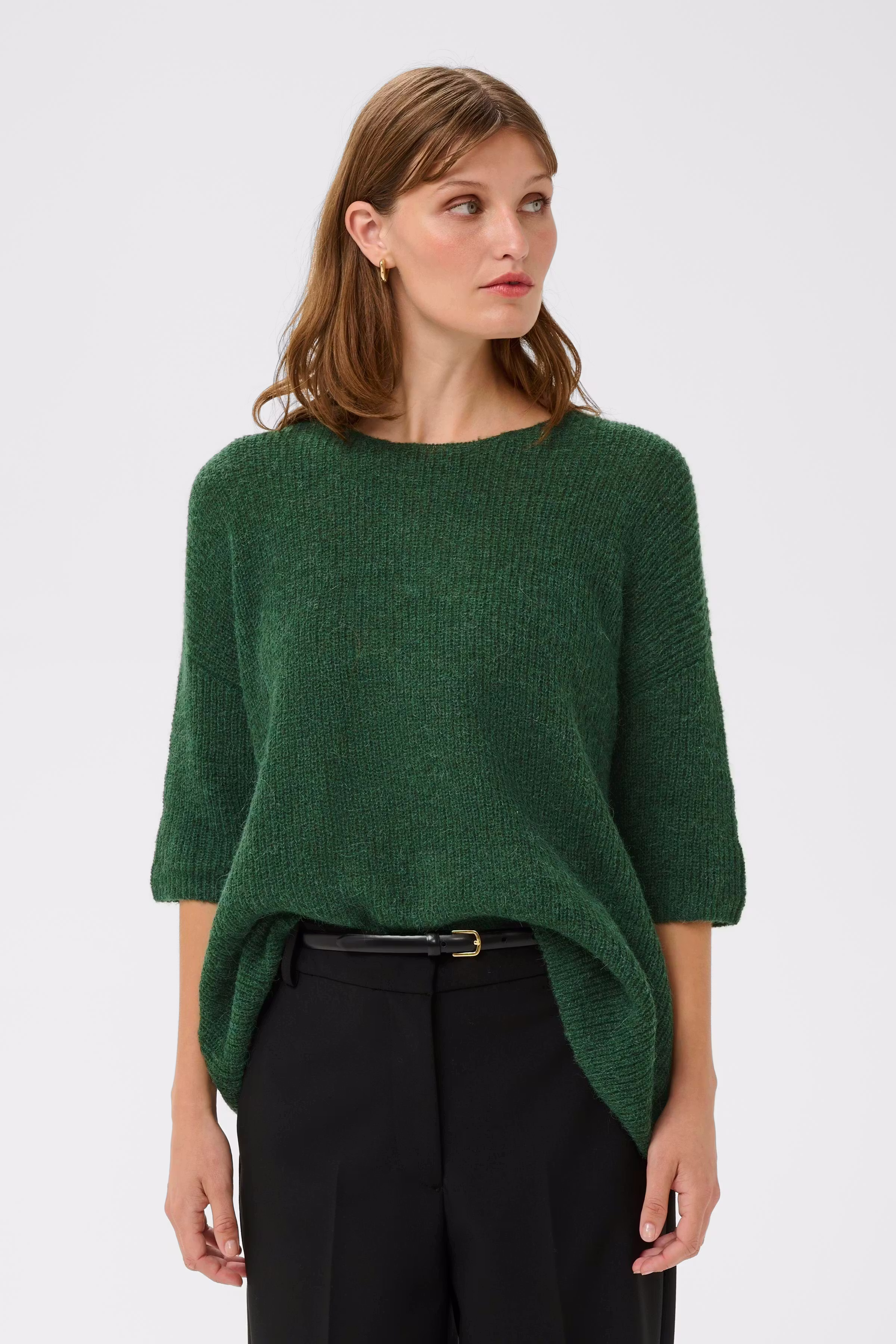 Tuesday Pullover LOOKBOOK FRONT 30400427-195411