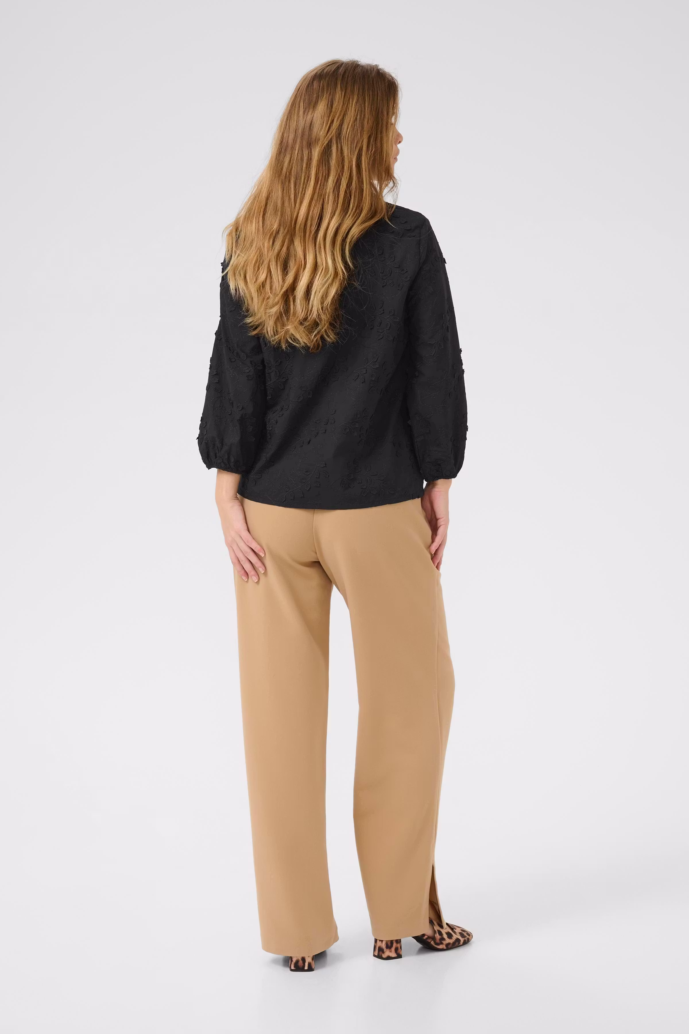 CUnedia Blouse LOOKBOOK BACK 50112107-500012