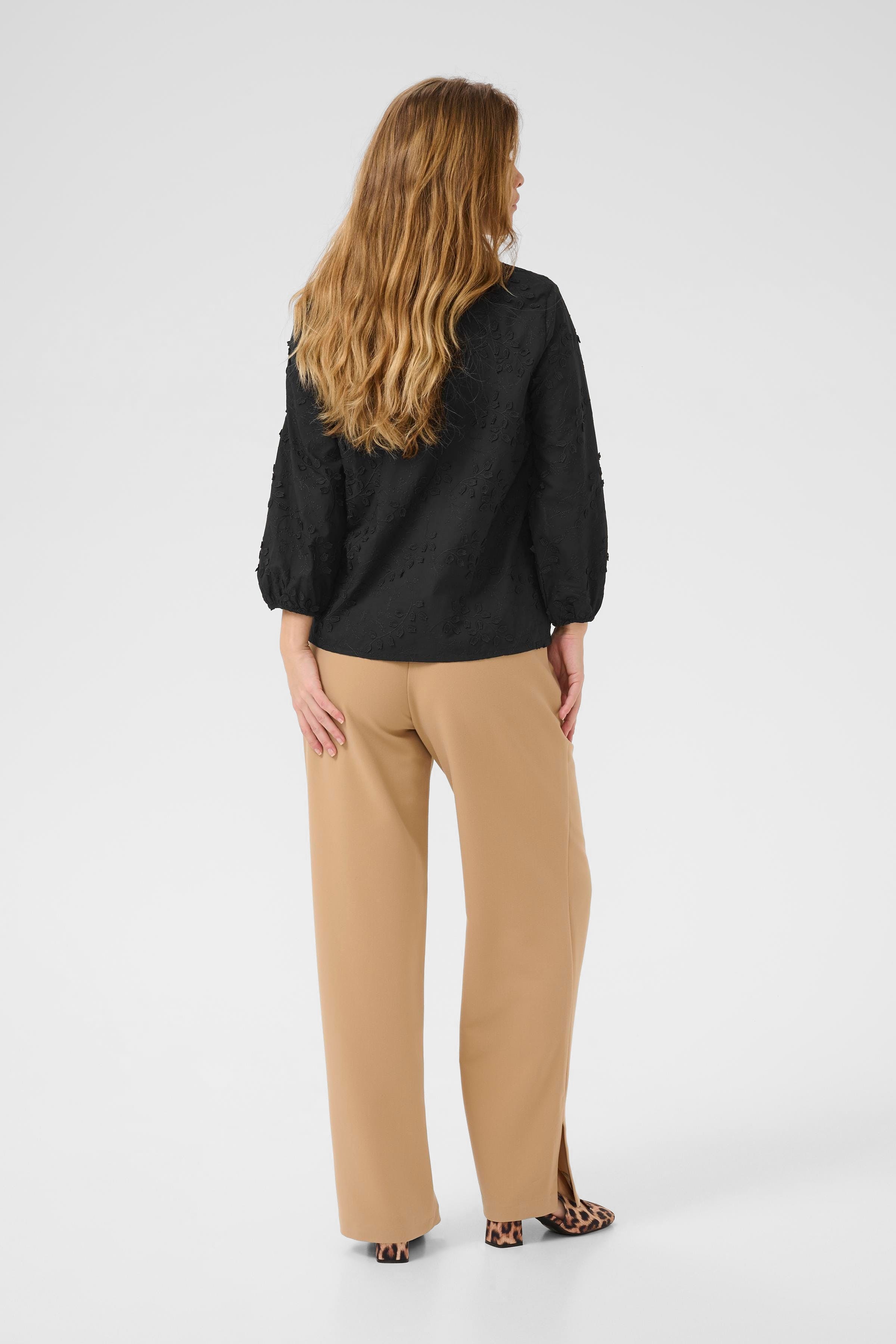 CUnedia Blouse LOOKBOOK BACK 50112107-500012