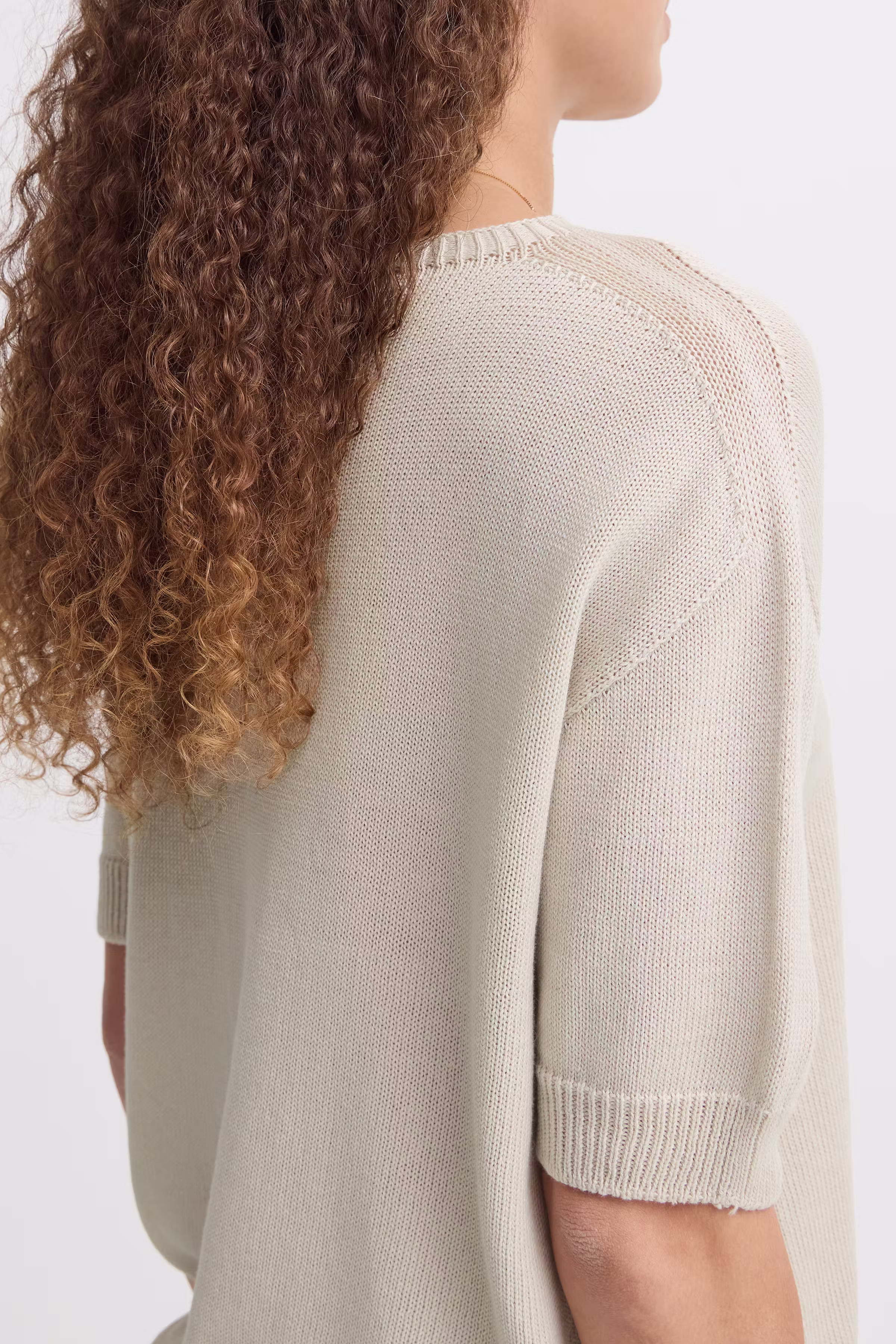 SBXTIKKA Pullover LOOKBOOK DETAIL 22101202-130907