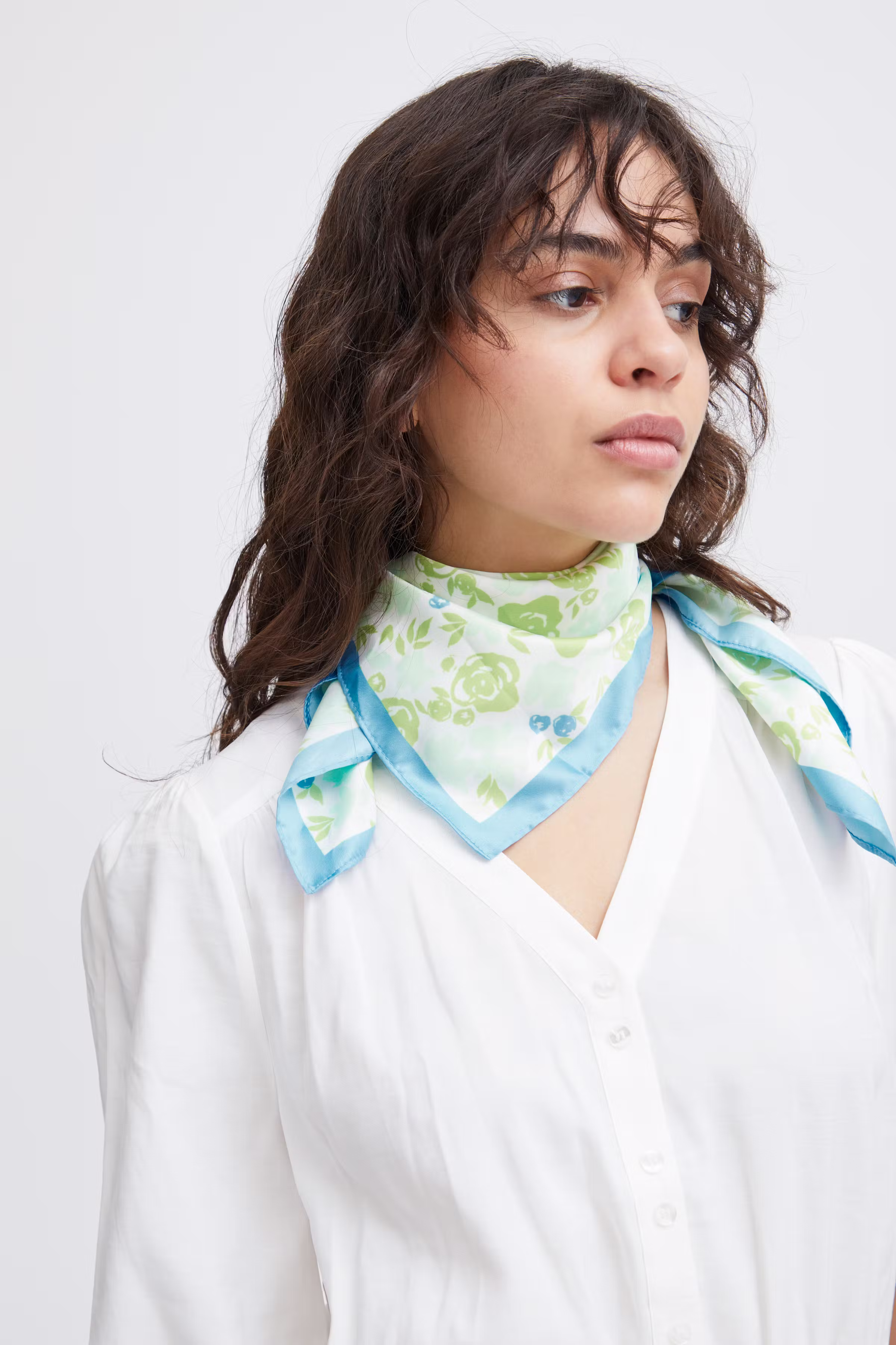 IANINEL Tuch LOOKBOOK FRONT 20121106-164020