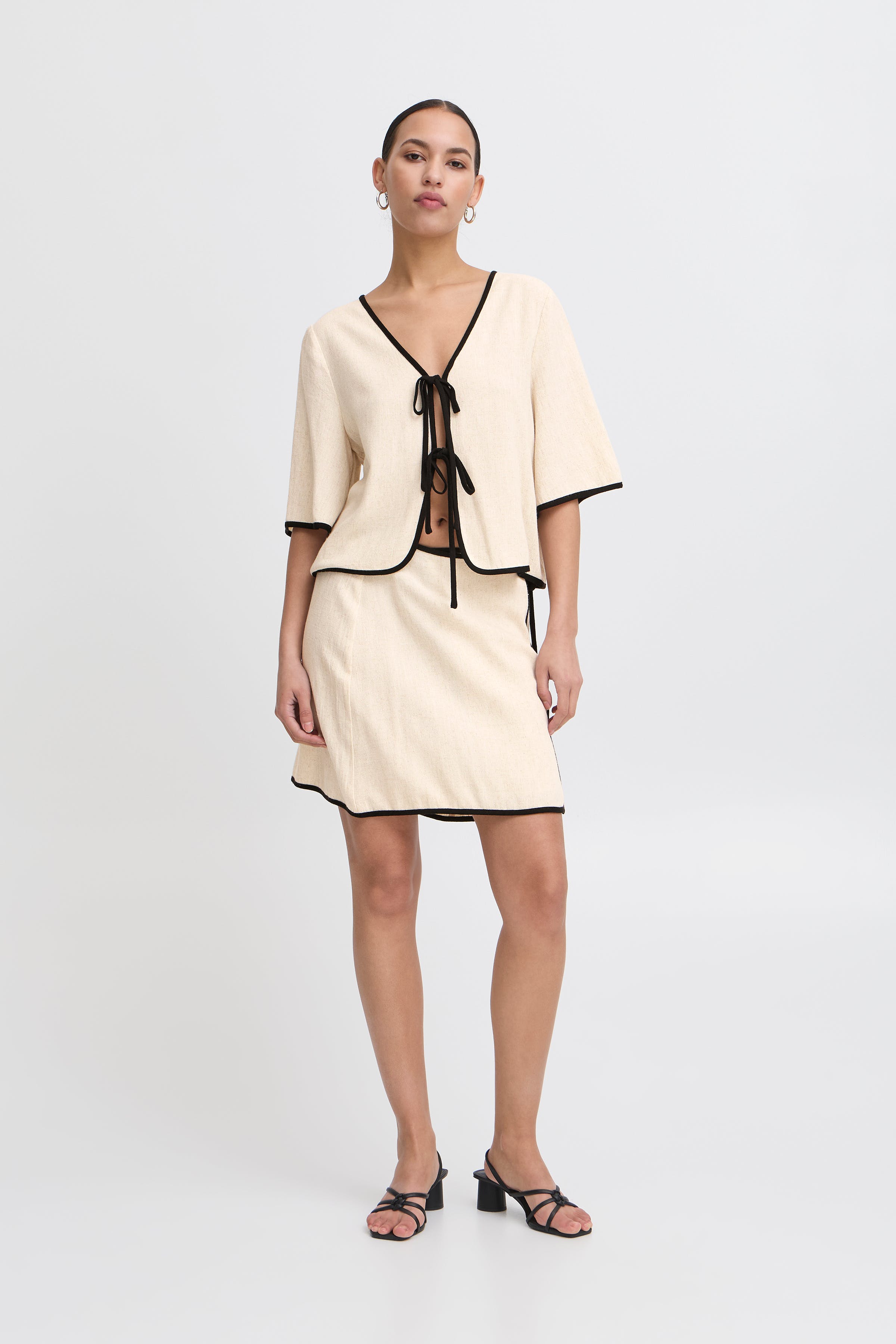 IHTACITA Skjorte LOOKBOOK FRONT 20123339-1309071