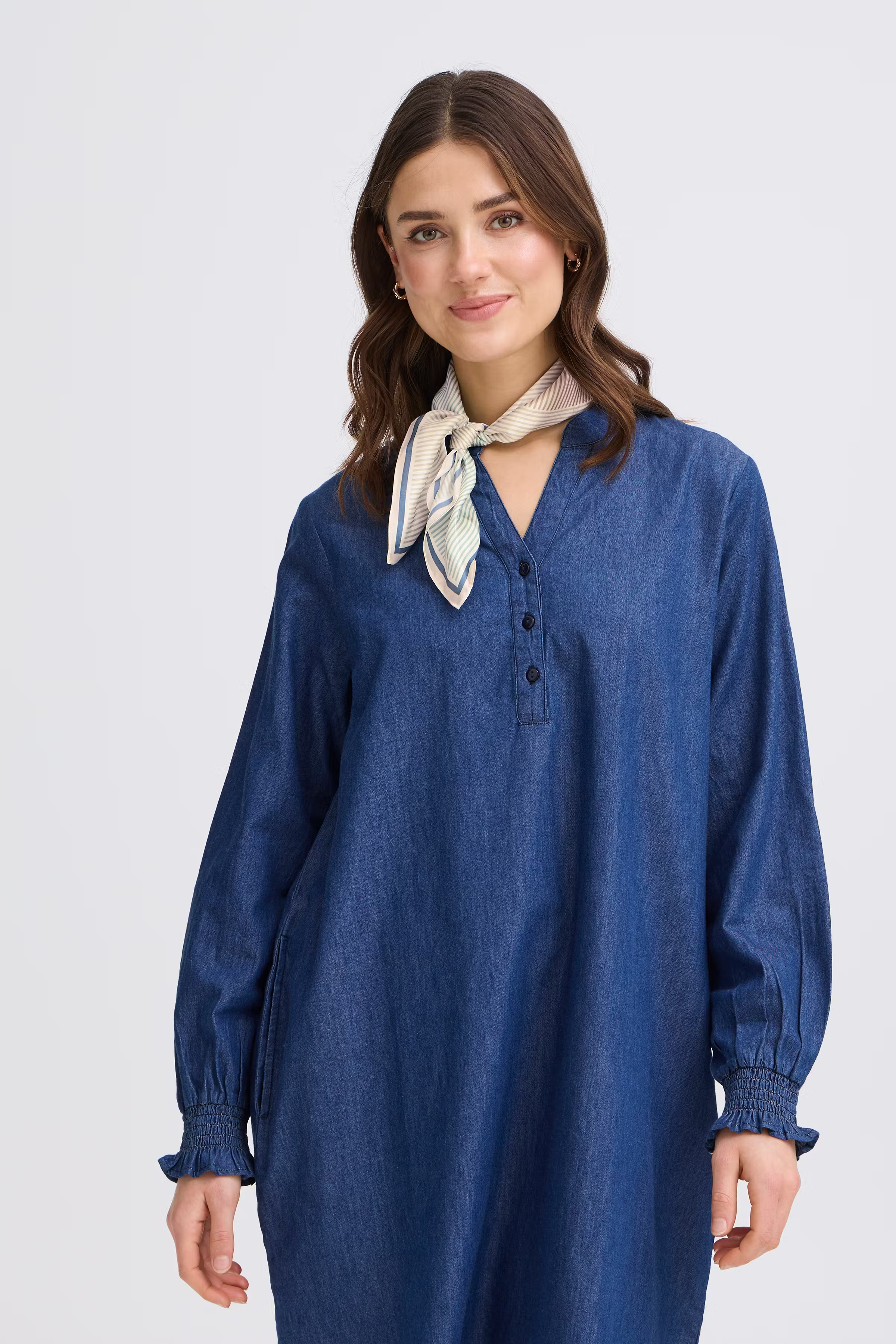 FRSILLA Sjaal LOOKBOOK FRONT 20617644-900008016