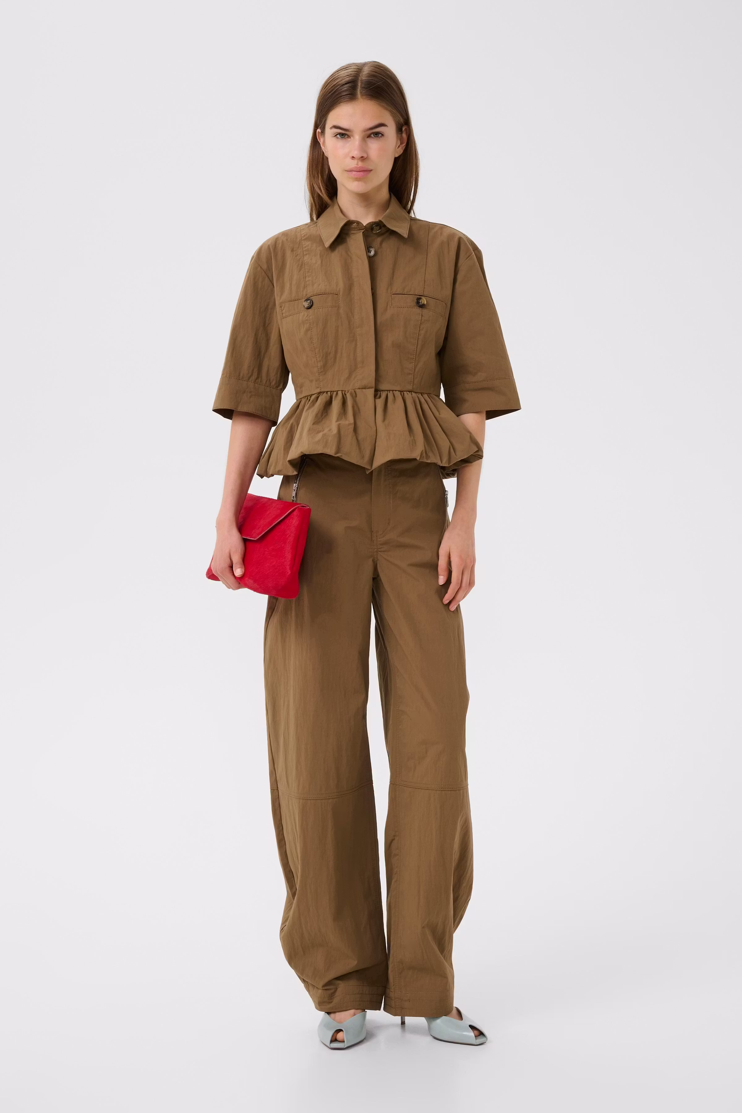 GZzandaya Shirt LOOKBOOK FRONT 10911027-181022