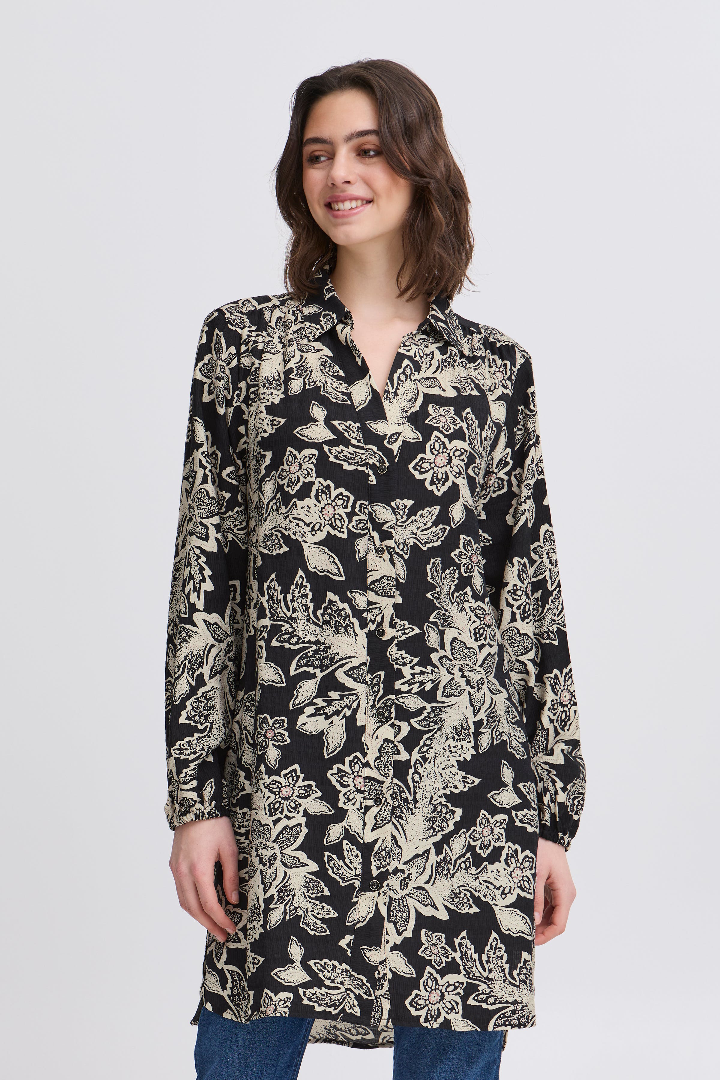 FRARIANA Långärmad skjorta LOOKBOOK FRONT 20615184-203957