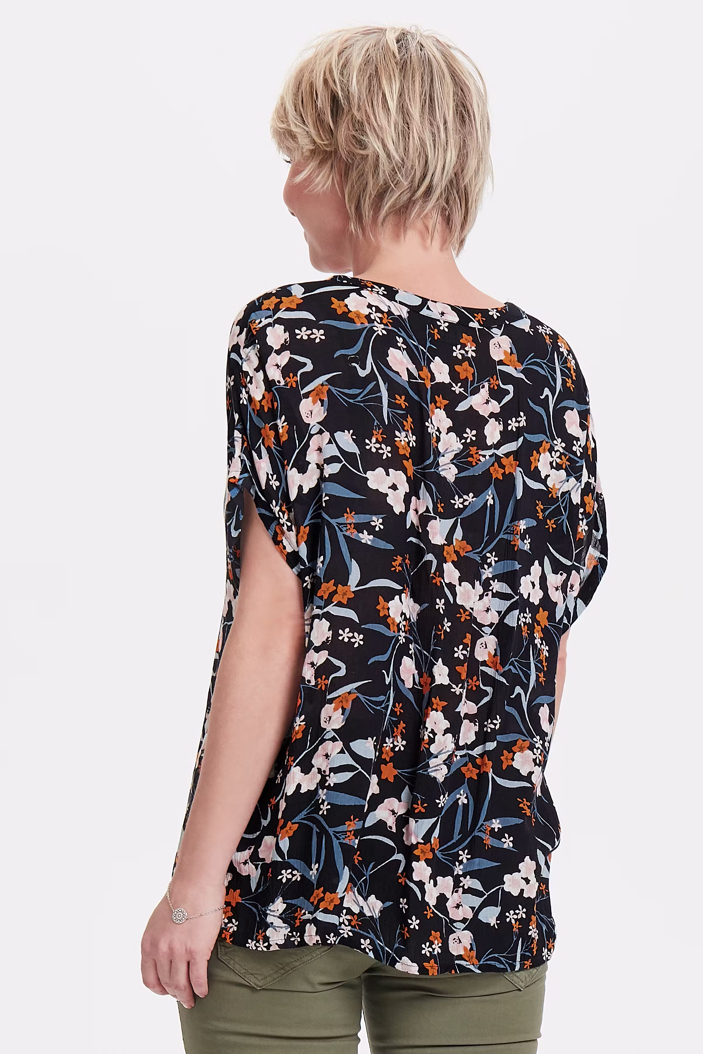 Blouse with short sleeve LOOKBOOK BACK 10503177-52737