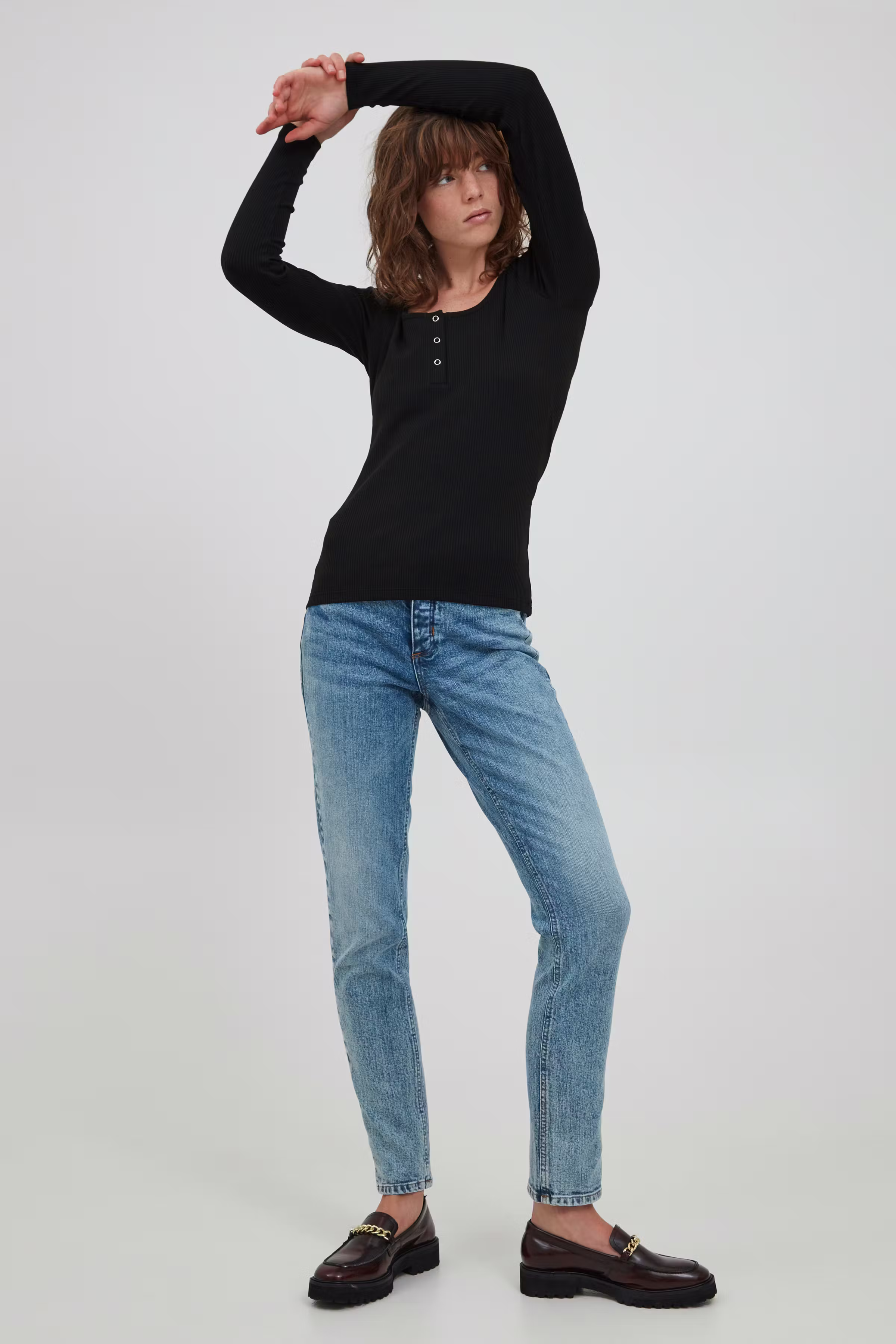 IHSUPER T-shirt LOOKBOOK FRONT 20114881-194008