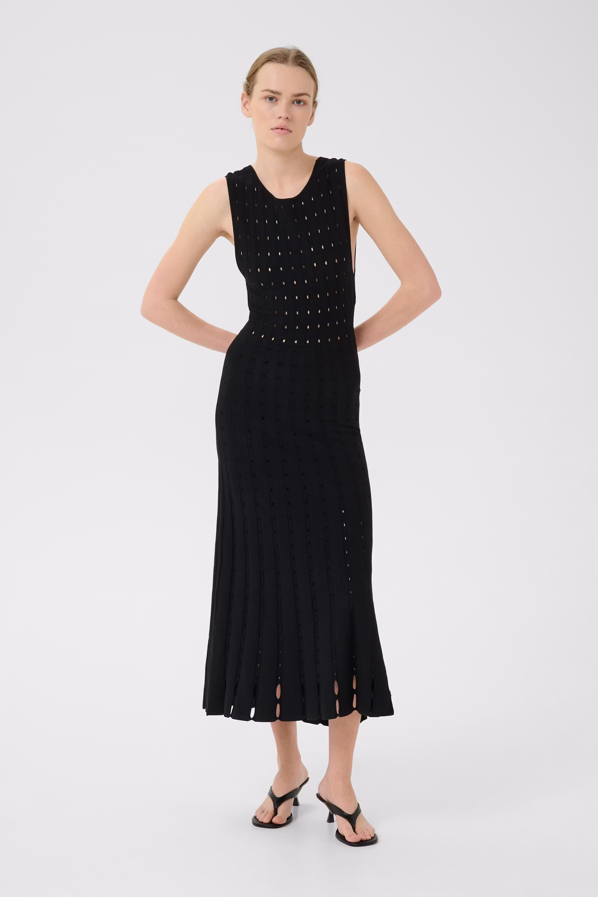 GZmuriel Dress LOOKBOOK FRONT 10910252-100017